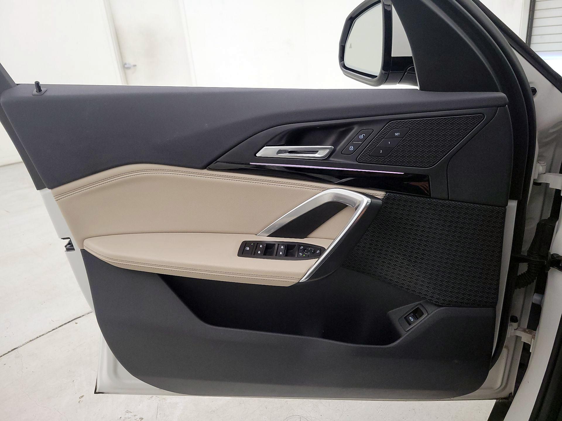 Thumbnail: 2023 BMW X1 - 12