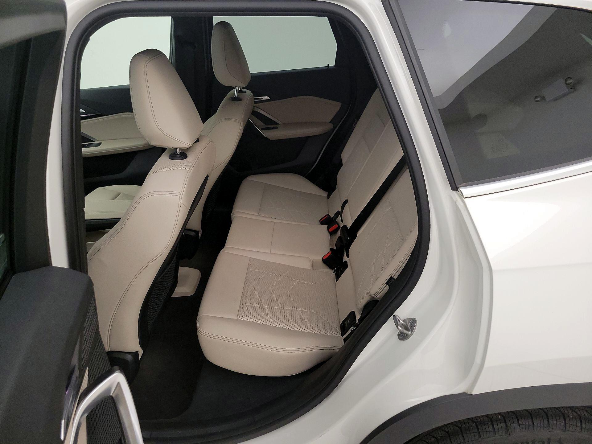 Thumbnail: 2023 BMW X1 - 18