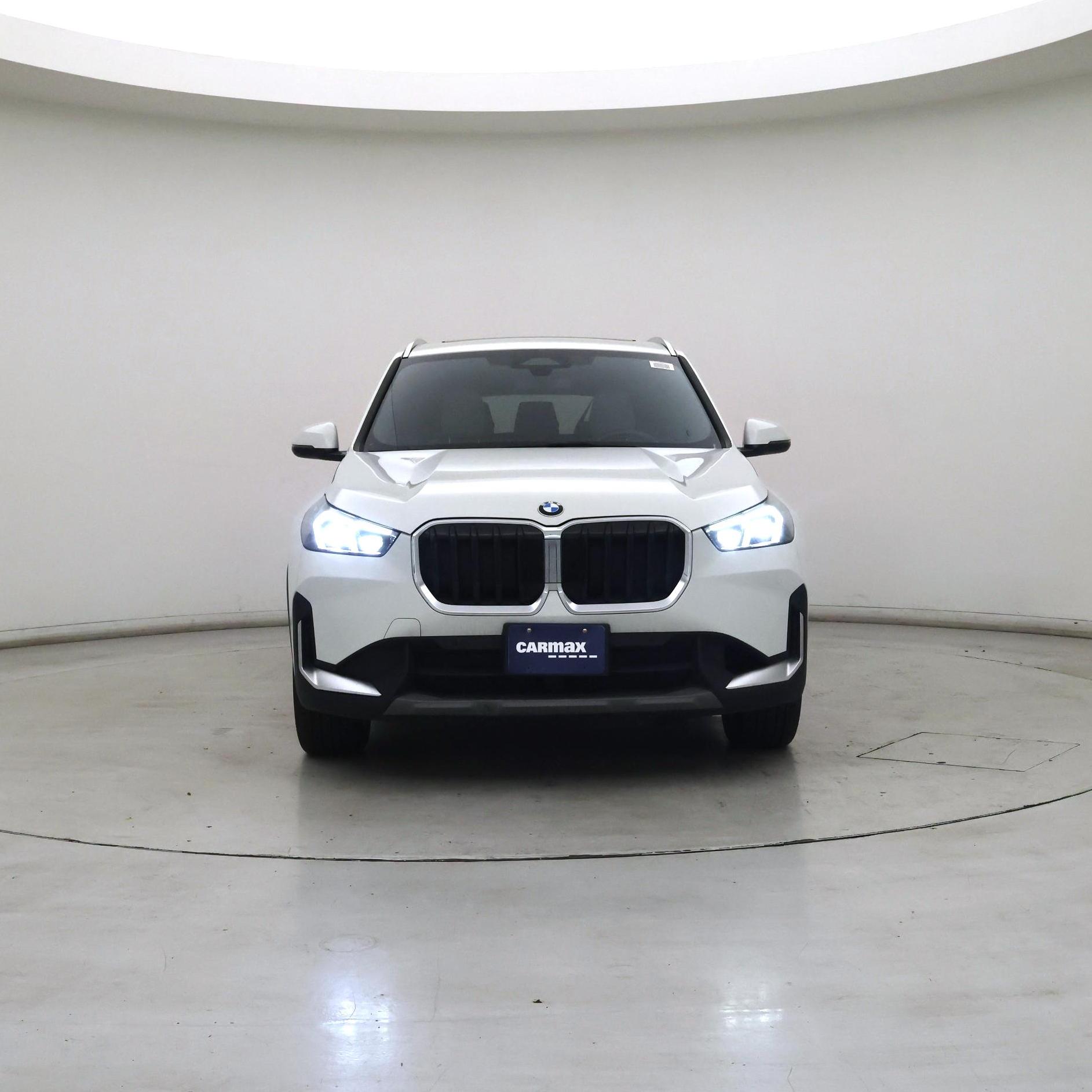 Thumbnail: 2023 BMW X1 - 5