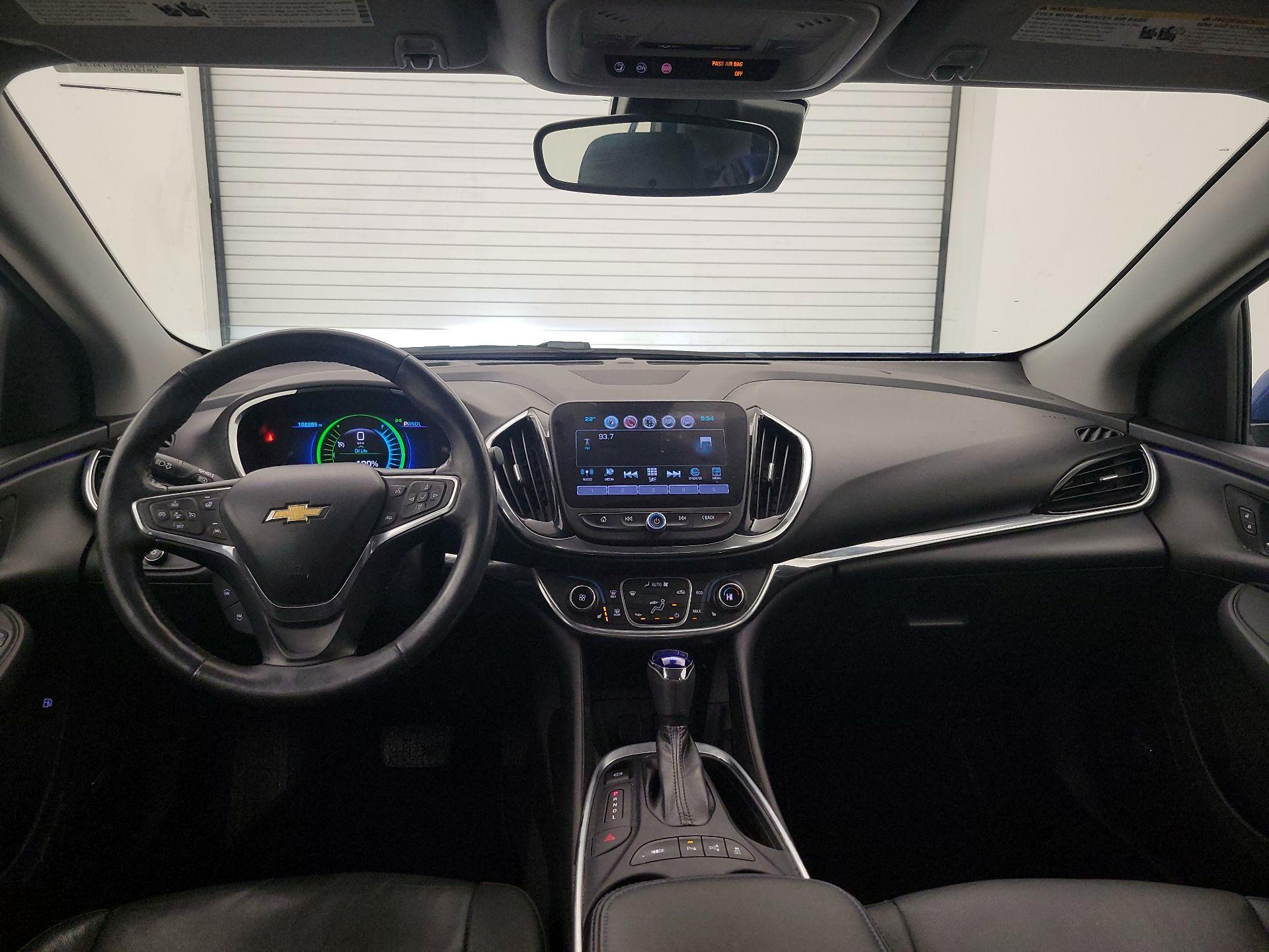 Thumbnail: 2017 Chevrolet Volt - 9