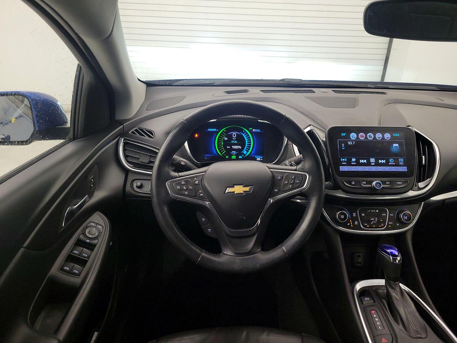 Thumbnail: 2017 Chevrolet Volt - 10