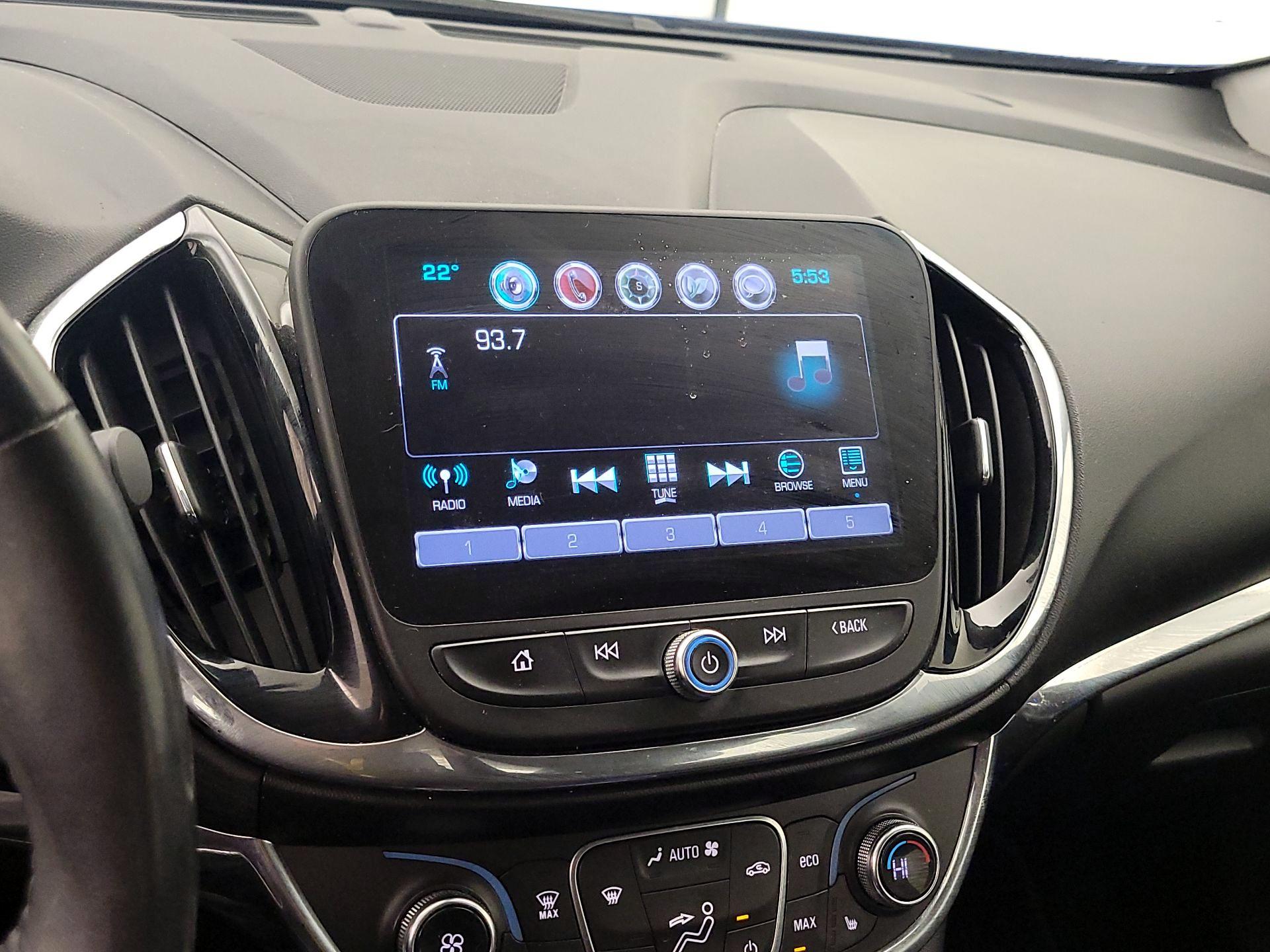 Thumbnail: 2017 Chevrolet Volt - 15