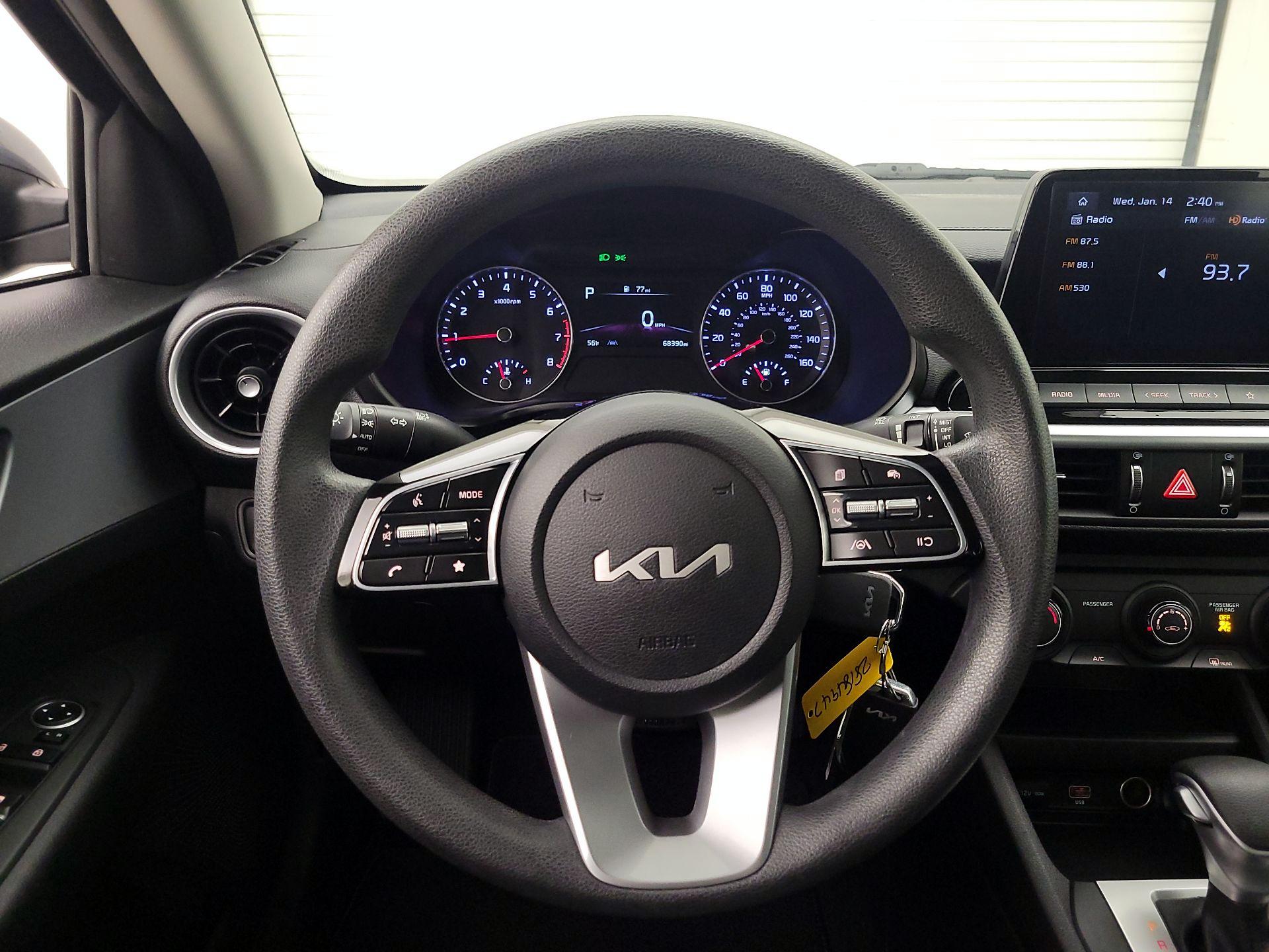 Thumbnail: 2023 Kia Forte - 10