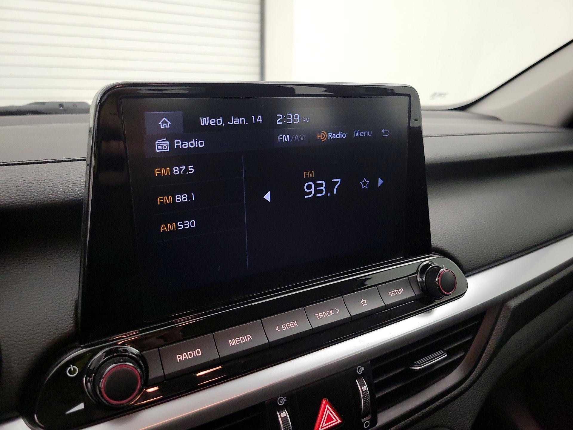 Thumbnail: 2023 Kia Forte - 15