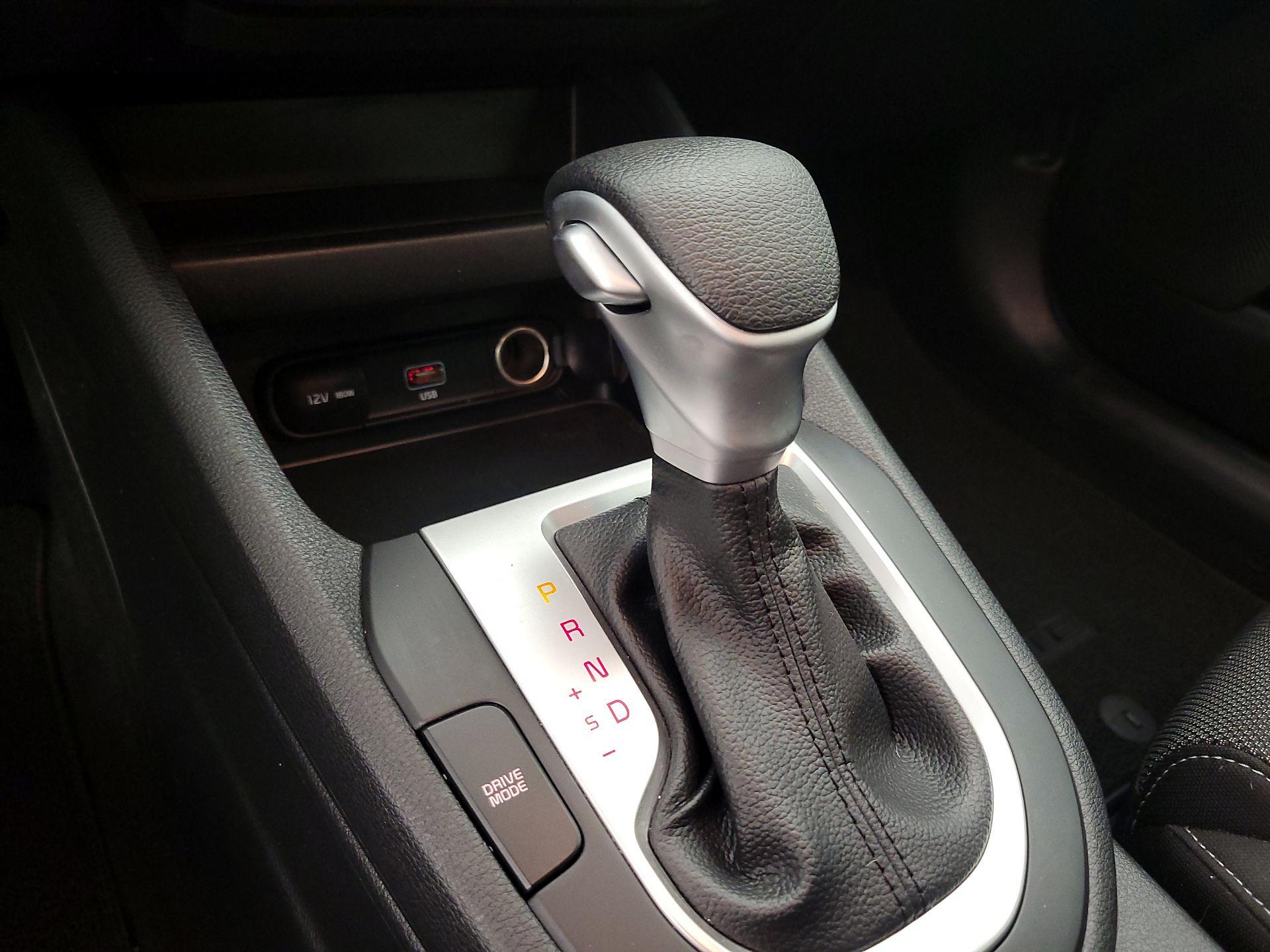 Thumbnail: 2023 Kia Forte - 17