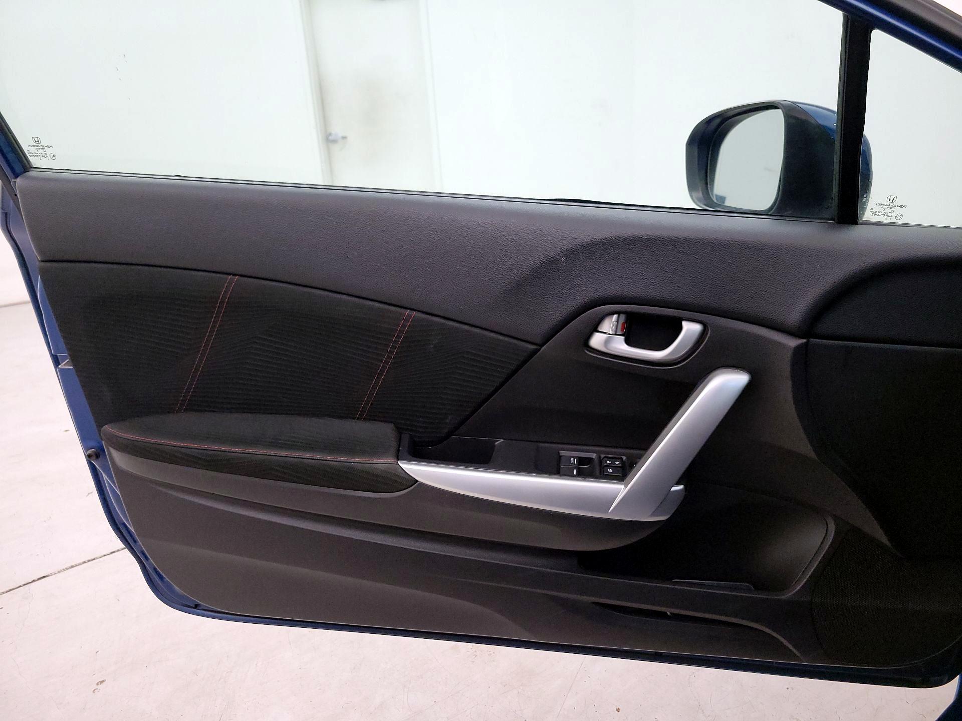 Thumbnail: 2015 Honda Civic - 12