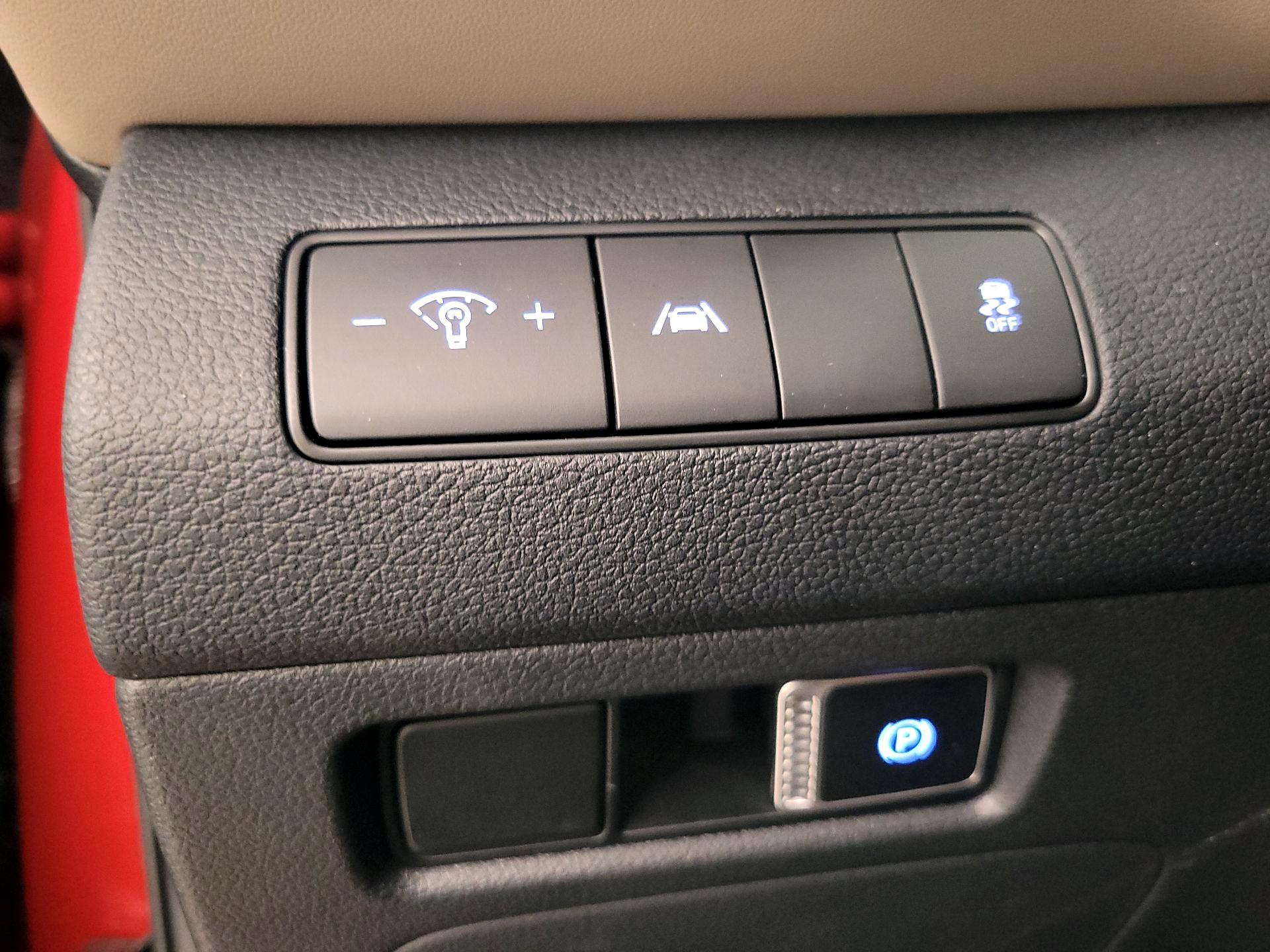 Thumbnail: 2023 Hyundai Santa Fe - 13