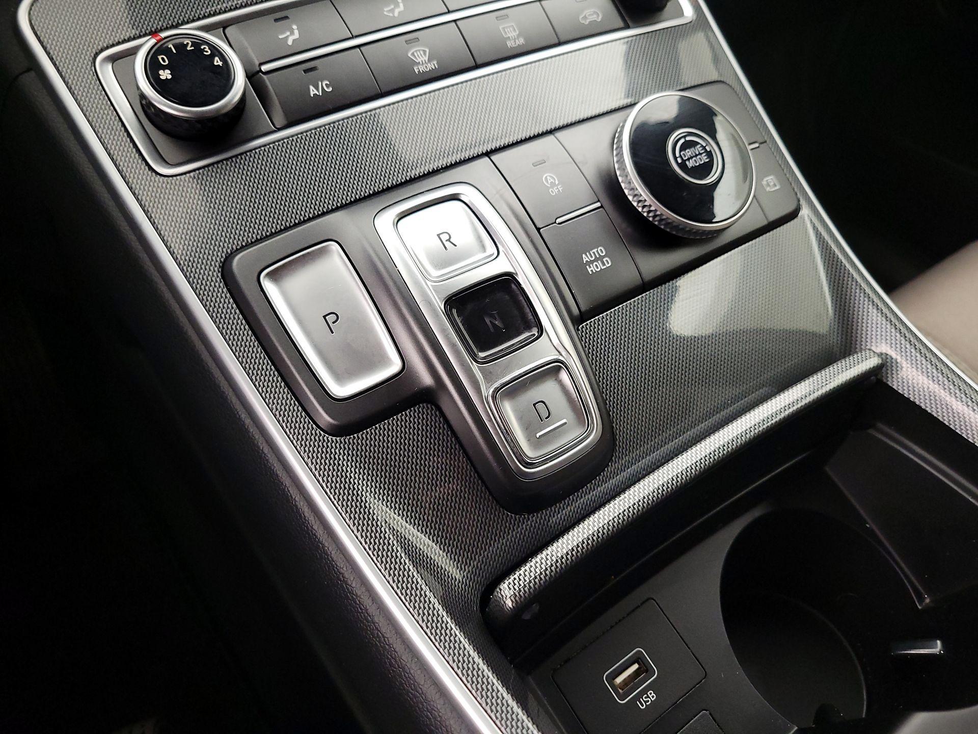 Thumbnail: 2023 Hyundai Santa Fe - 17