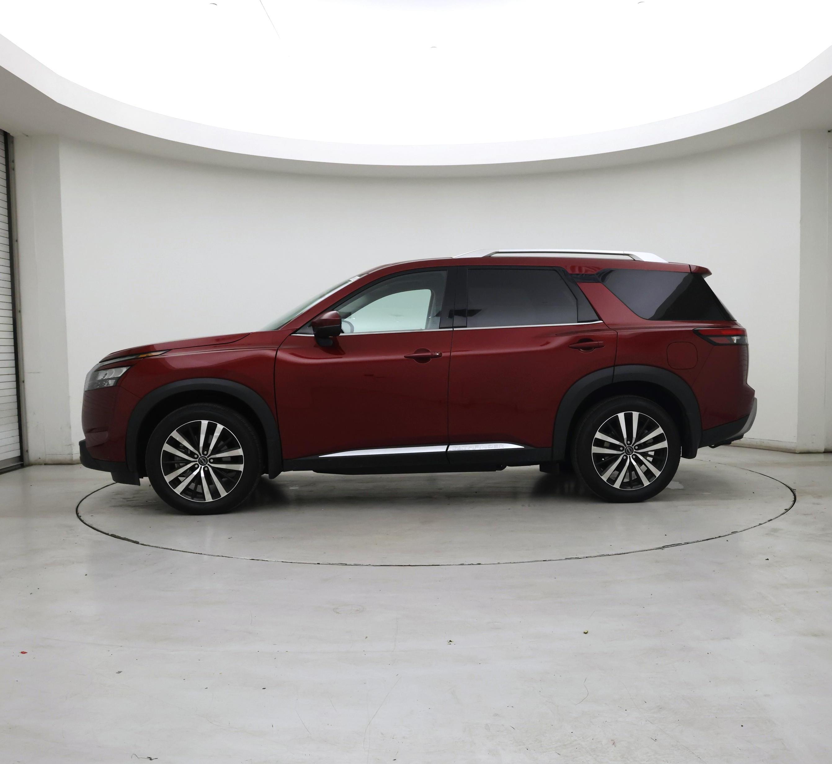 Thumbnail: 2025 Nissan Pathfinder - 3