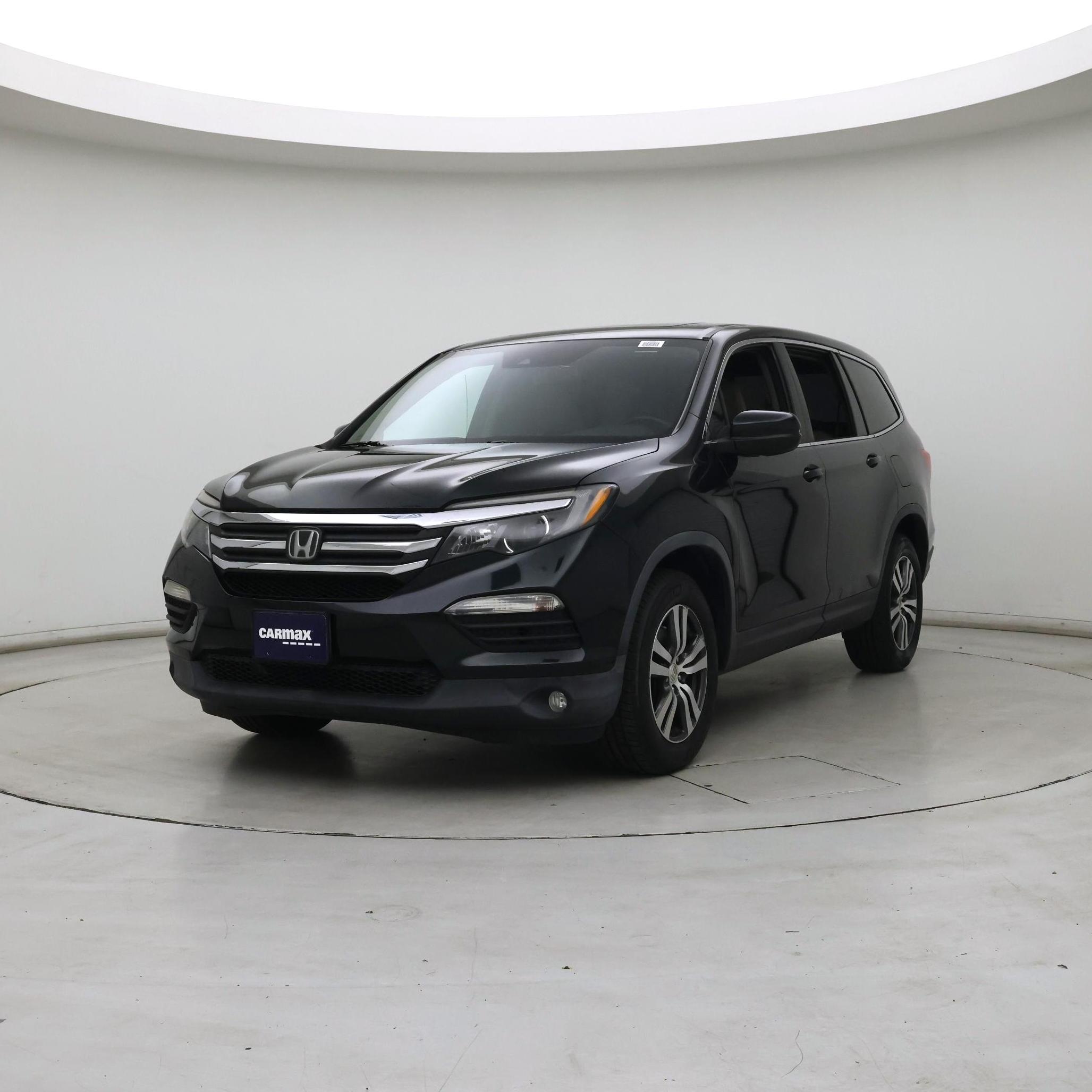 Thumbnail: 2017 Honda Pilot - 4