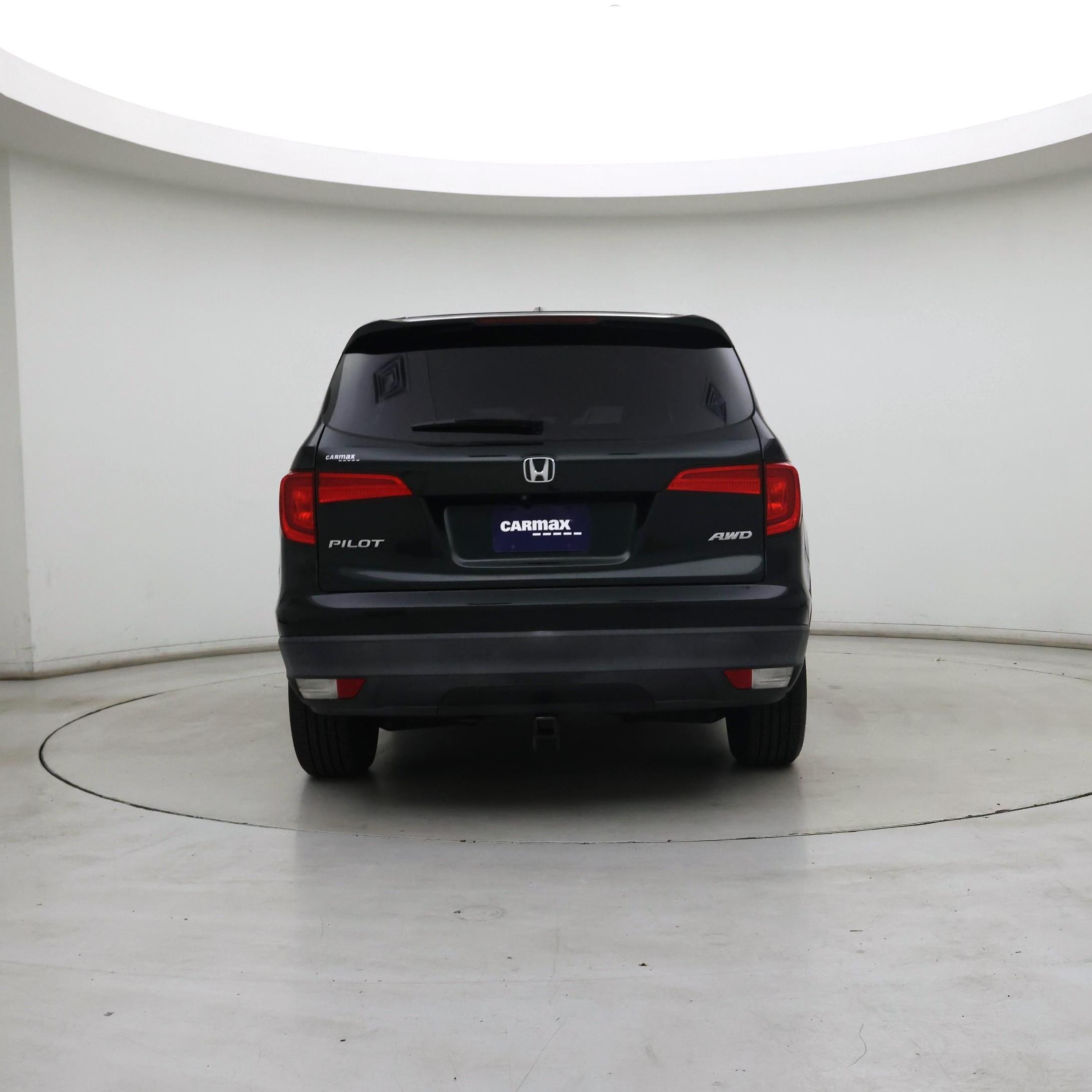 Thumbnail: 2017 Honda Pilot - 6