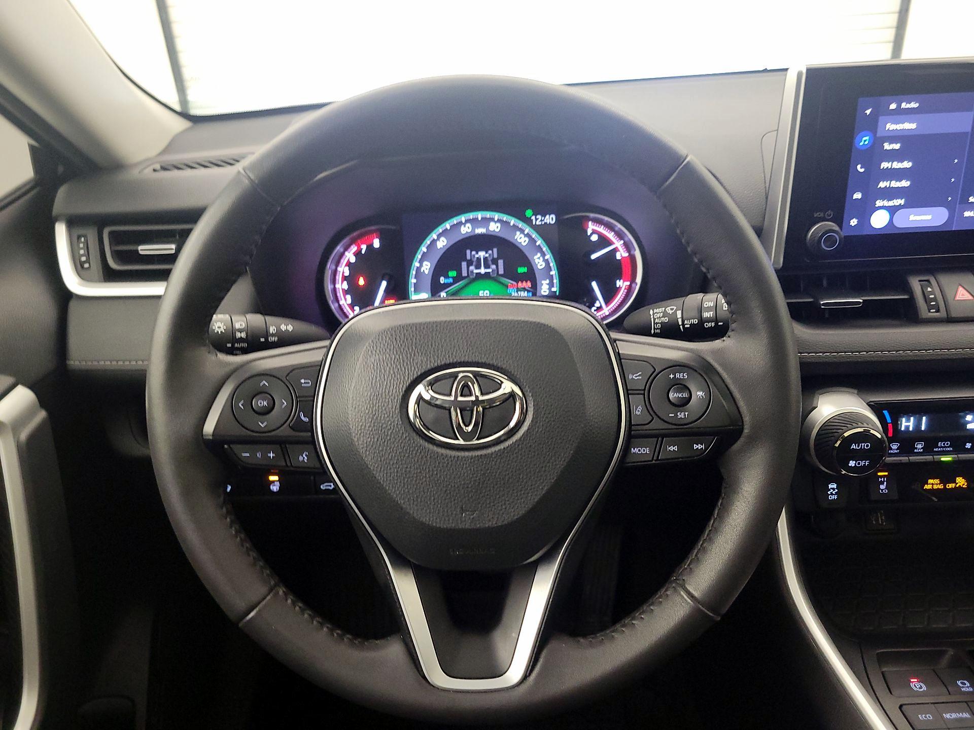 Thumbnail: 2023 Toyota RAV4 - 10