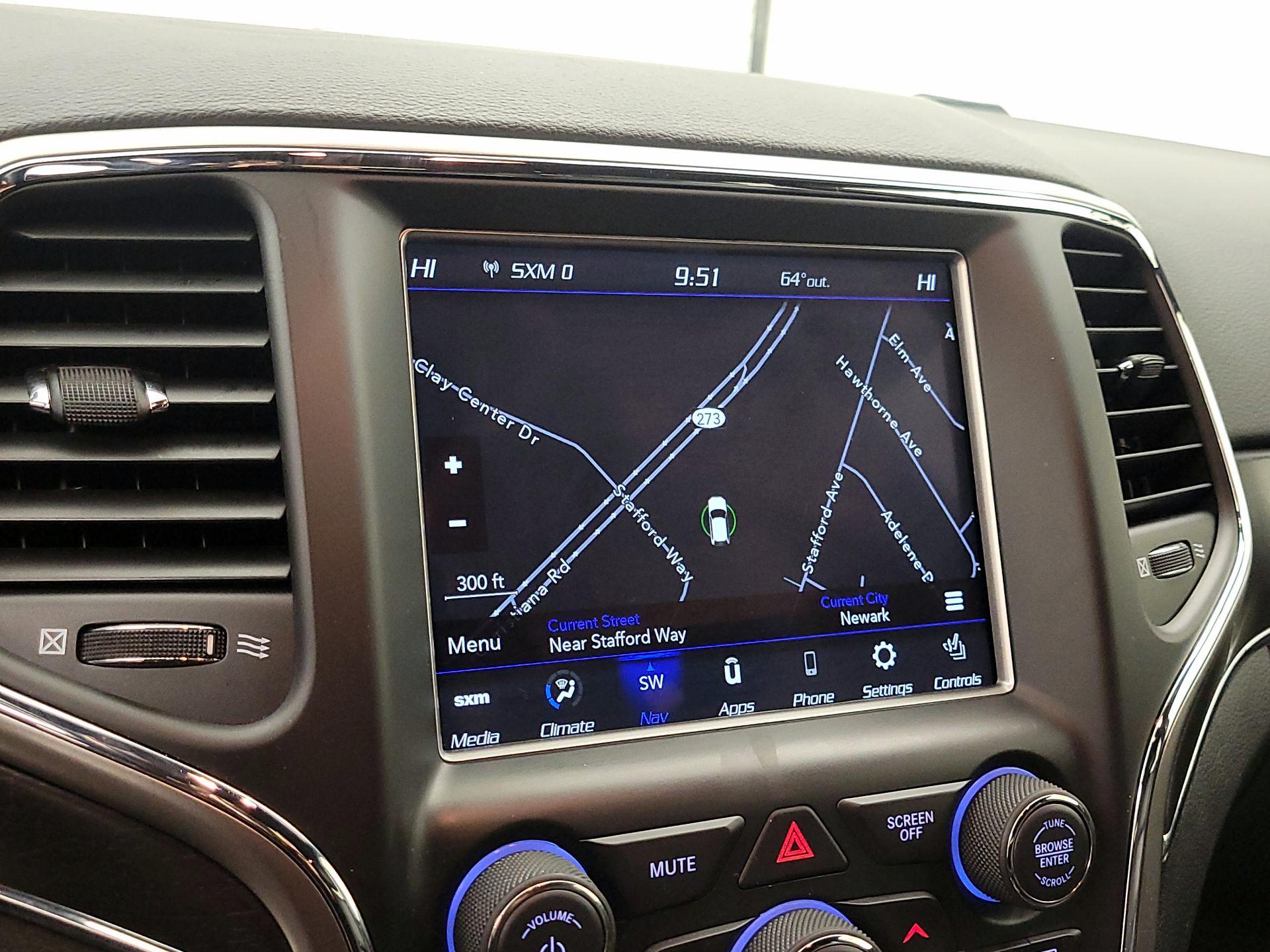 Thumbnail: 2018 Jeep Grand Cherokee - 14