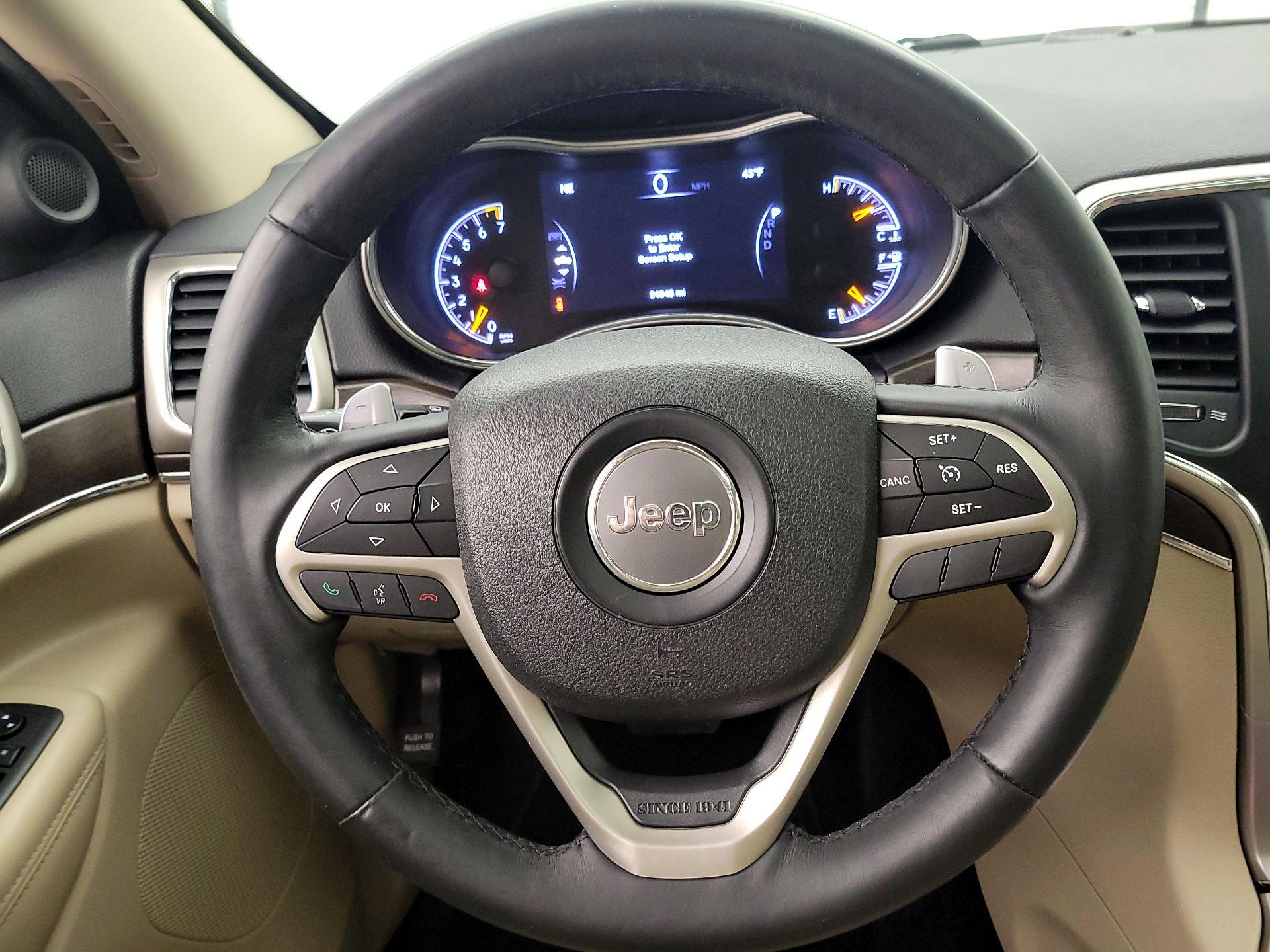 Thumbnail: 2017 Jeep Grand Cherokee - 10