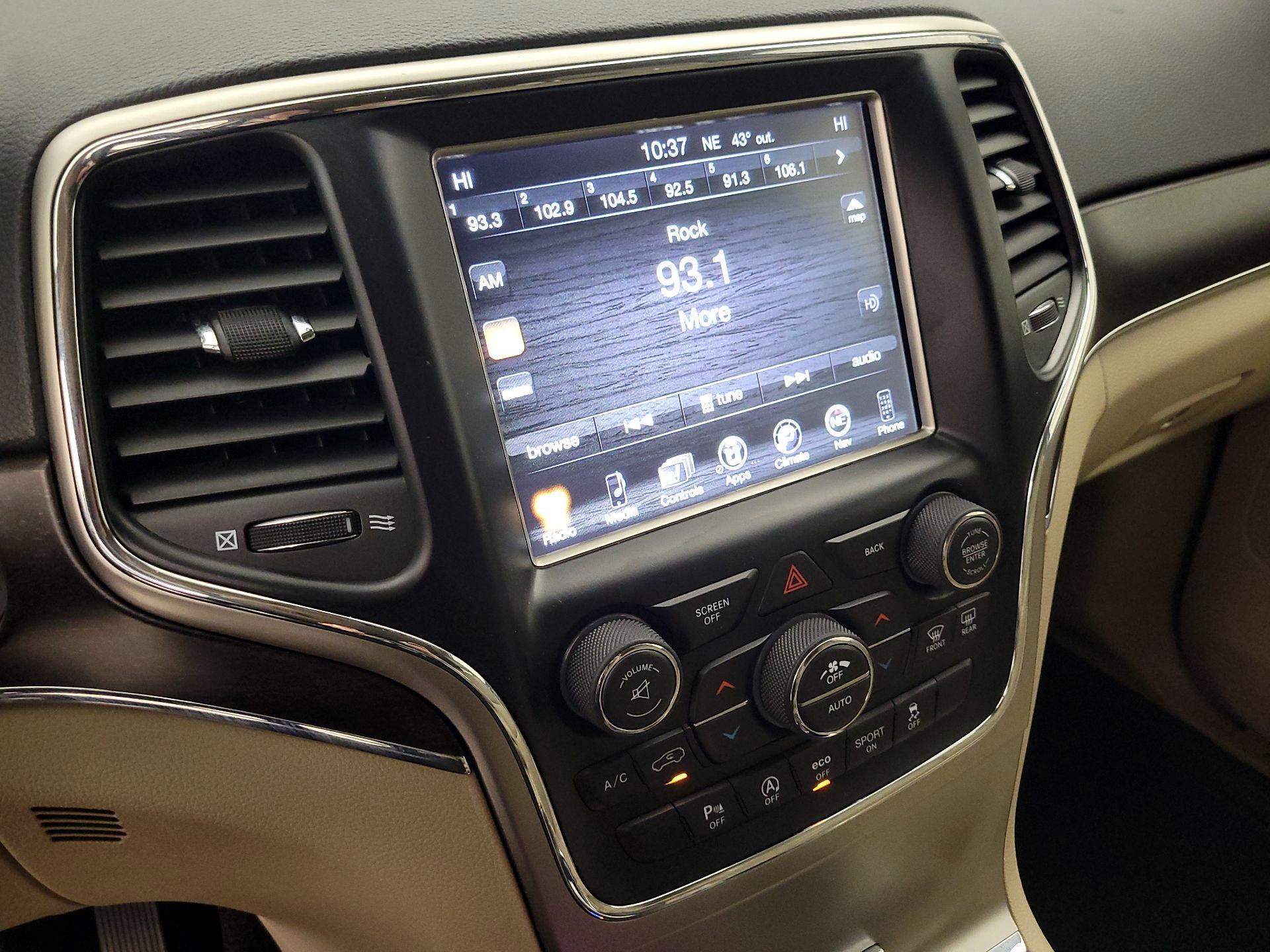 Thumbnail: 2017 Jeep Grand Cherokee - 15