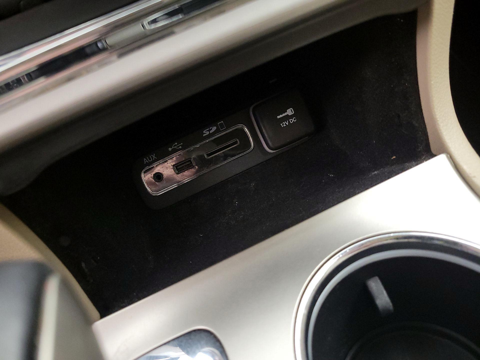 Thumbnail: 2017 Jeep Grand Cherokee - 18