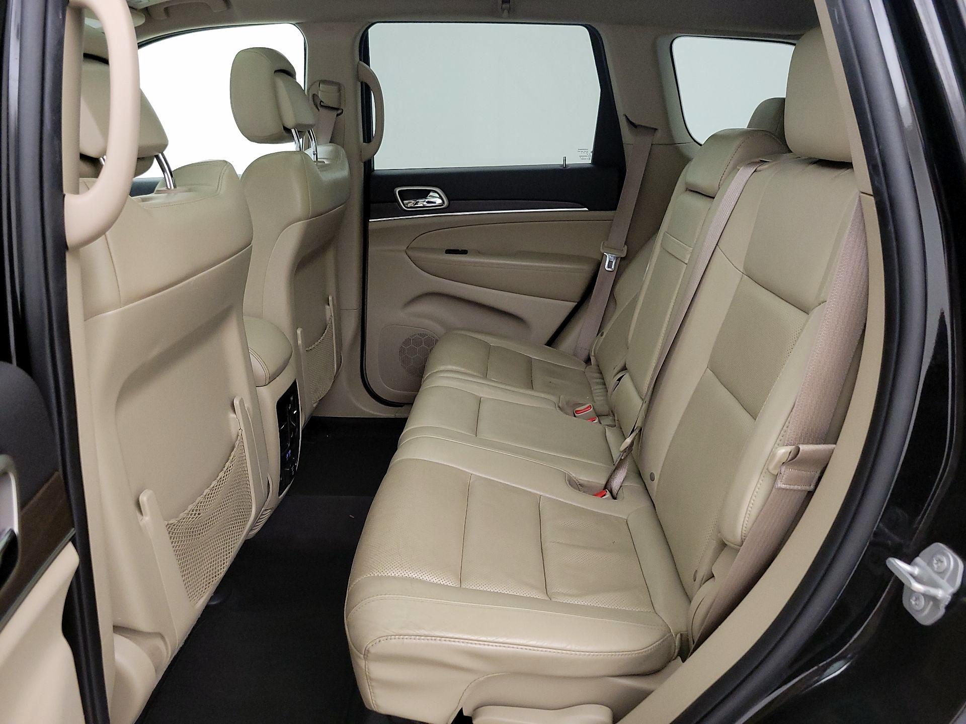 Thumbnail: 2017 Jeep Grand Cherokee - 20