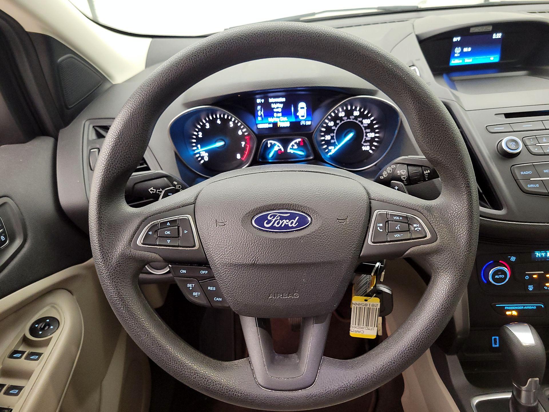 Thumbnail: 2017 Ford Escape - 10