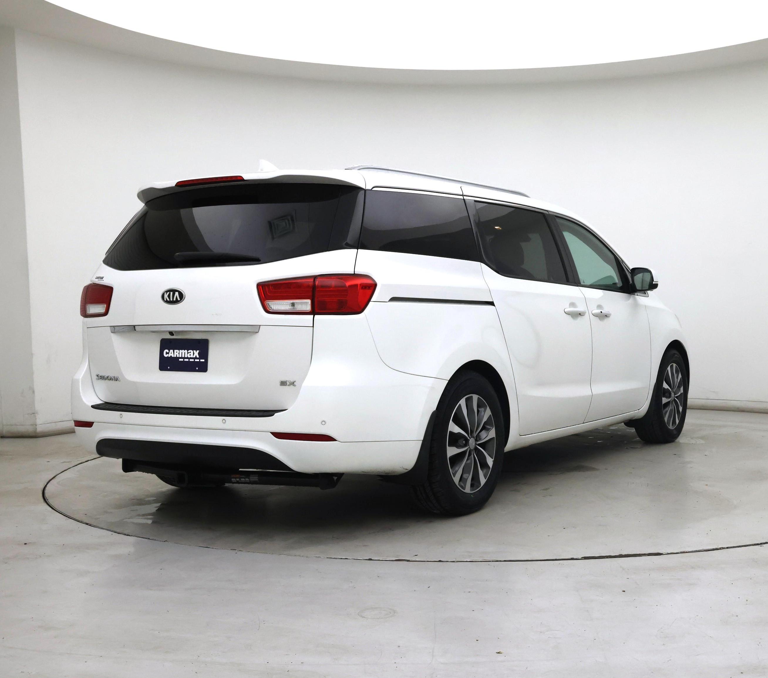 Thumbnail: 2016 Kia Sedona - 8