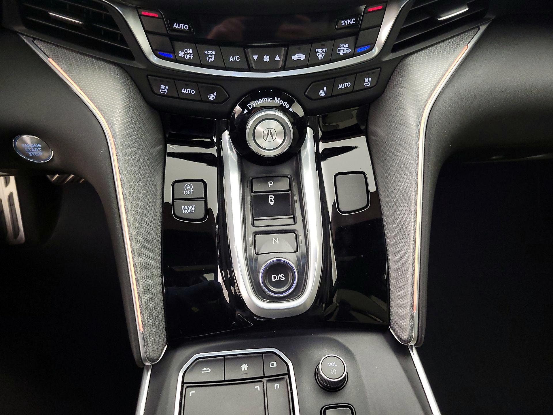 Thumbnail: 2022 Acura TLX - 17