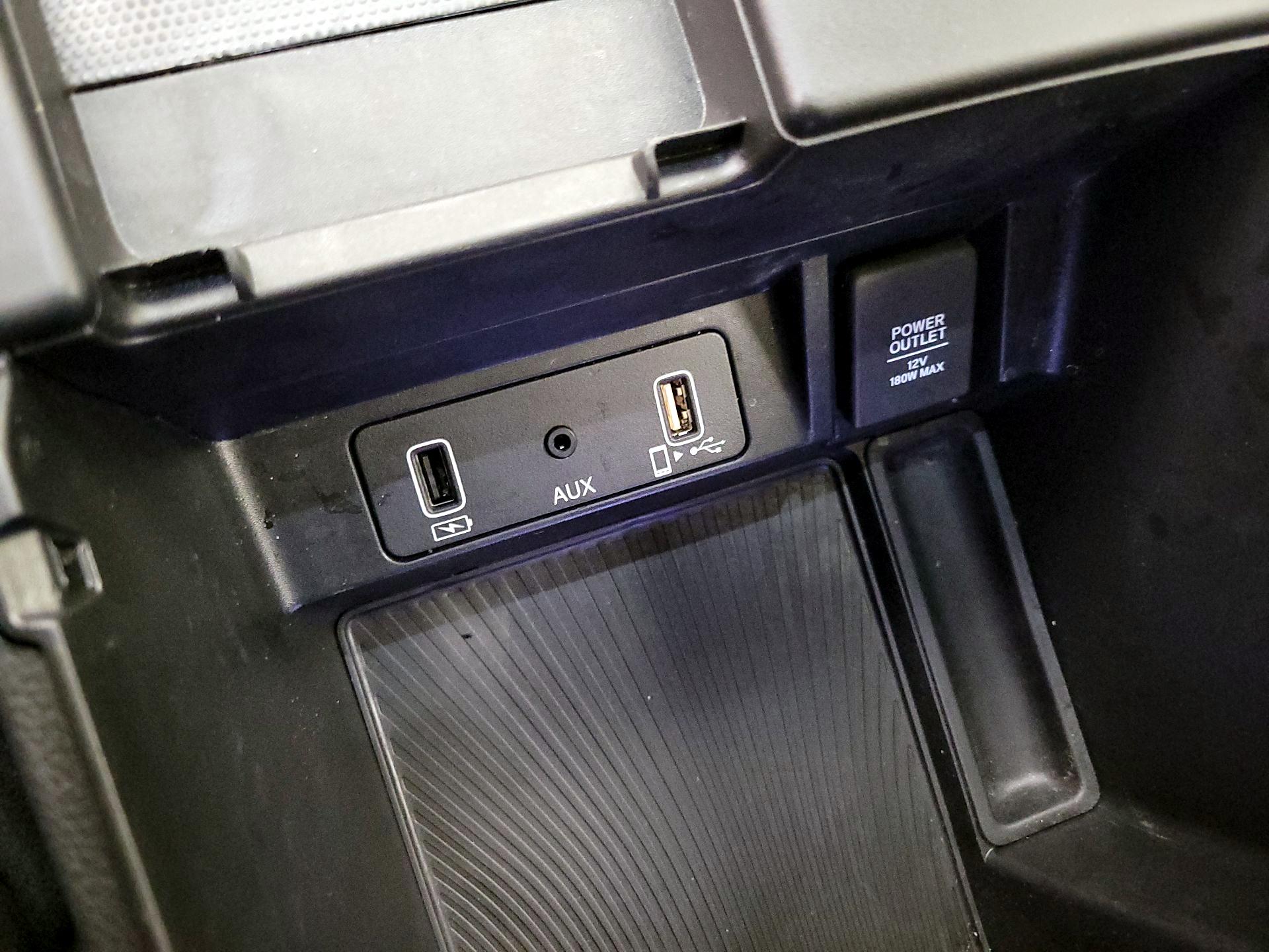 Thumbnail: 2022 Acura TLX - 18