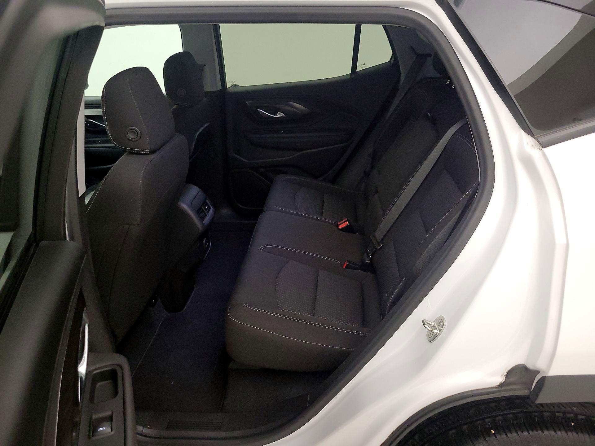 Thumbnail: 2022 GMC Terrain - 19