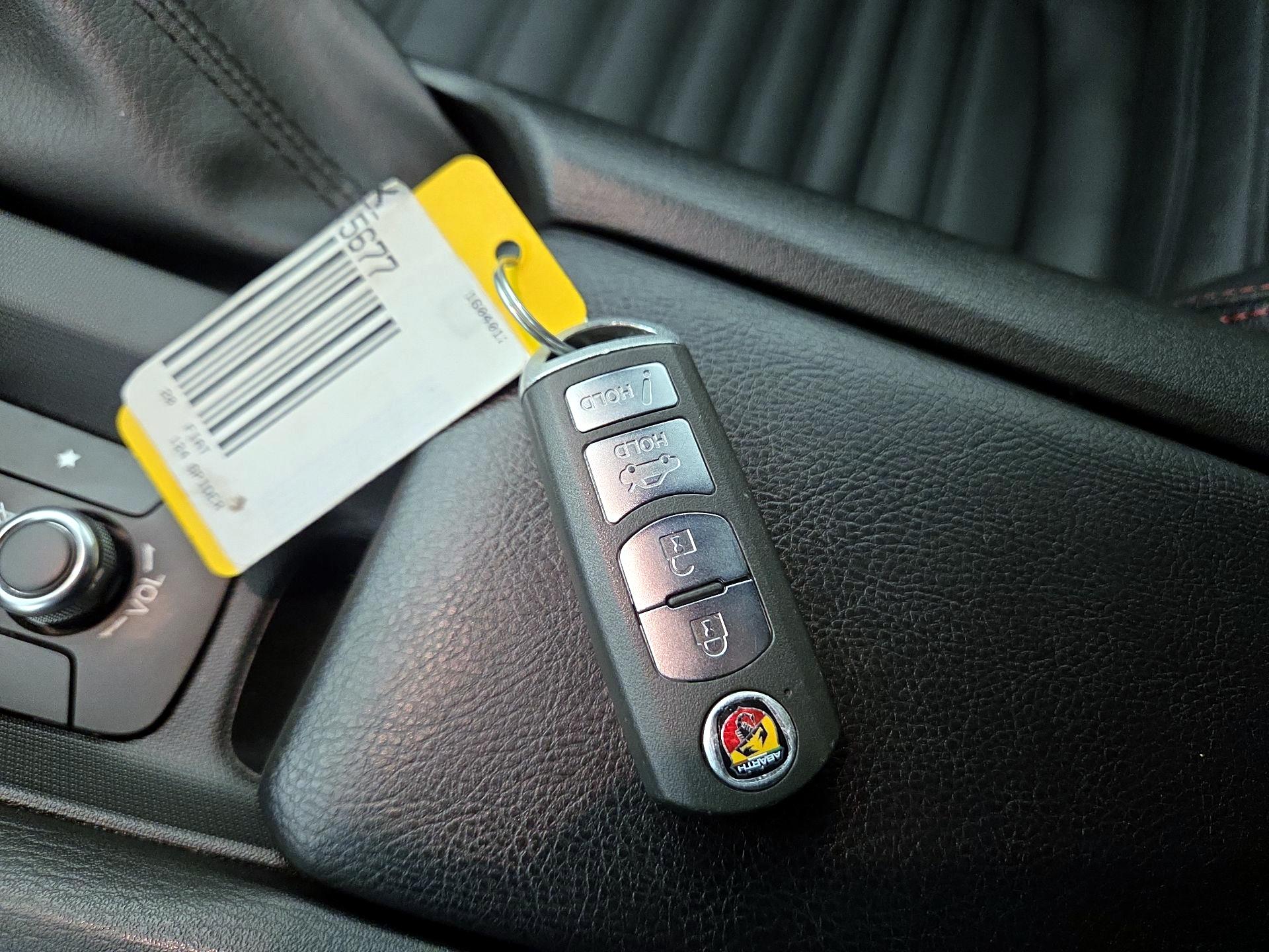 Thumbnail: 2020 Fiat 124 Spider - 18