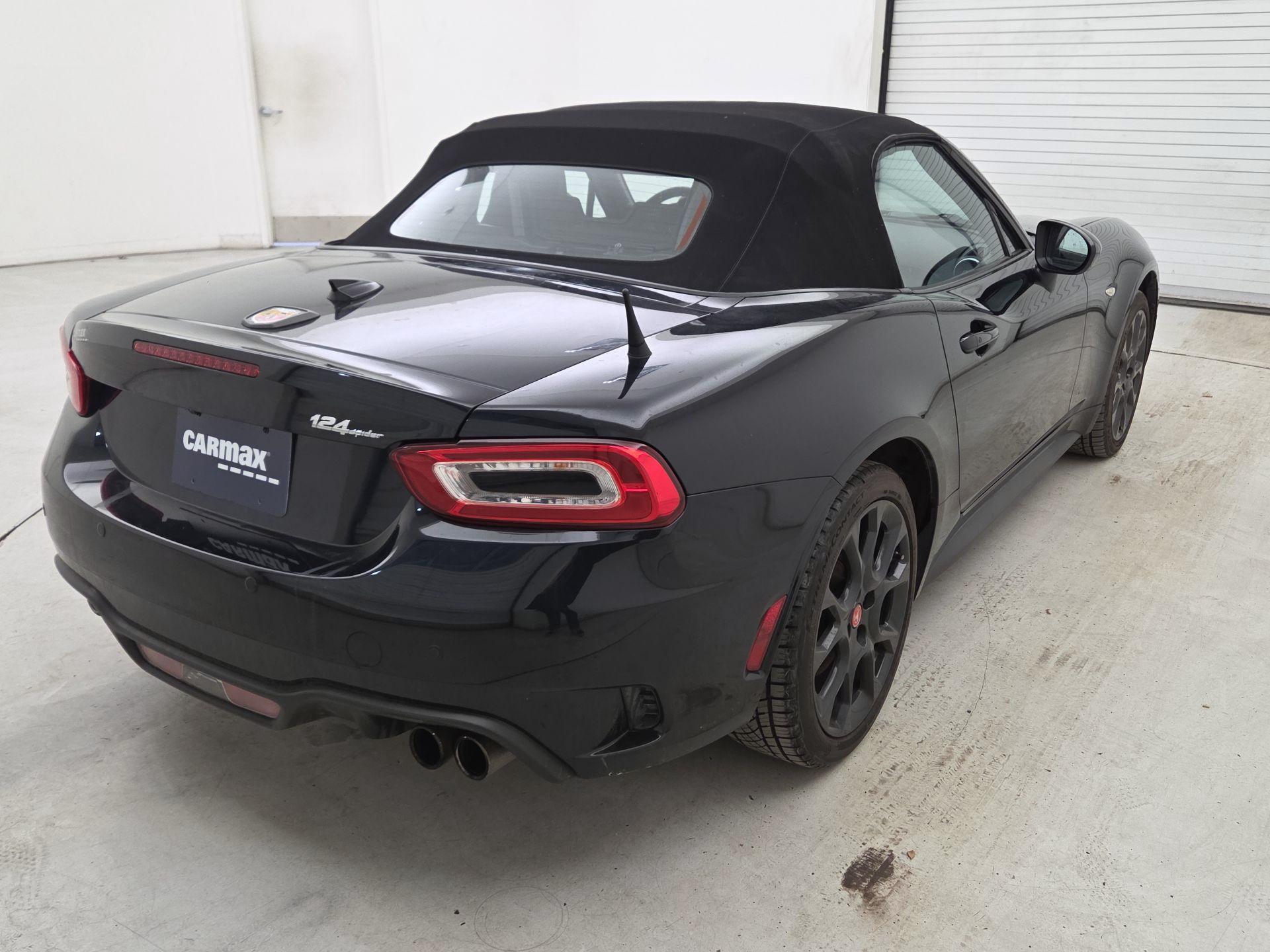 Thumbnail: 2020 Fiat 124 Spider - 5
