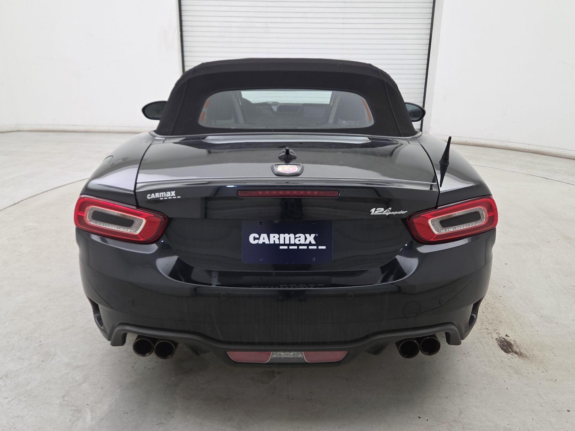 Thumbnail: 2020 Fiat 124 Spider - 6