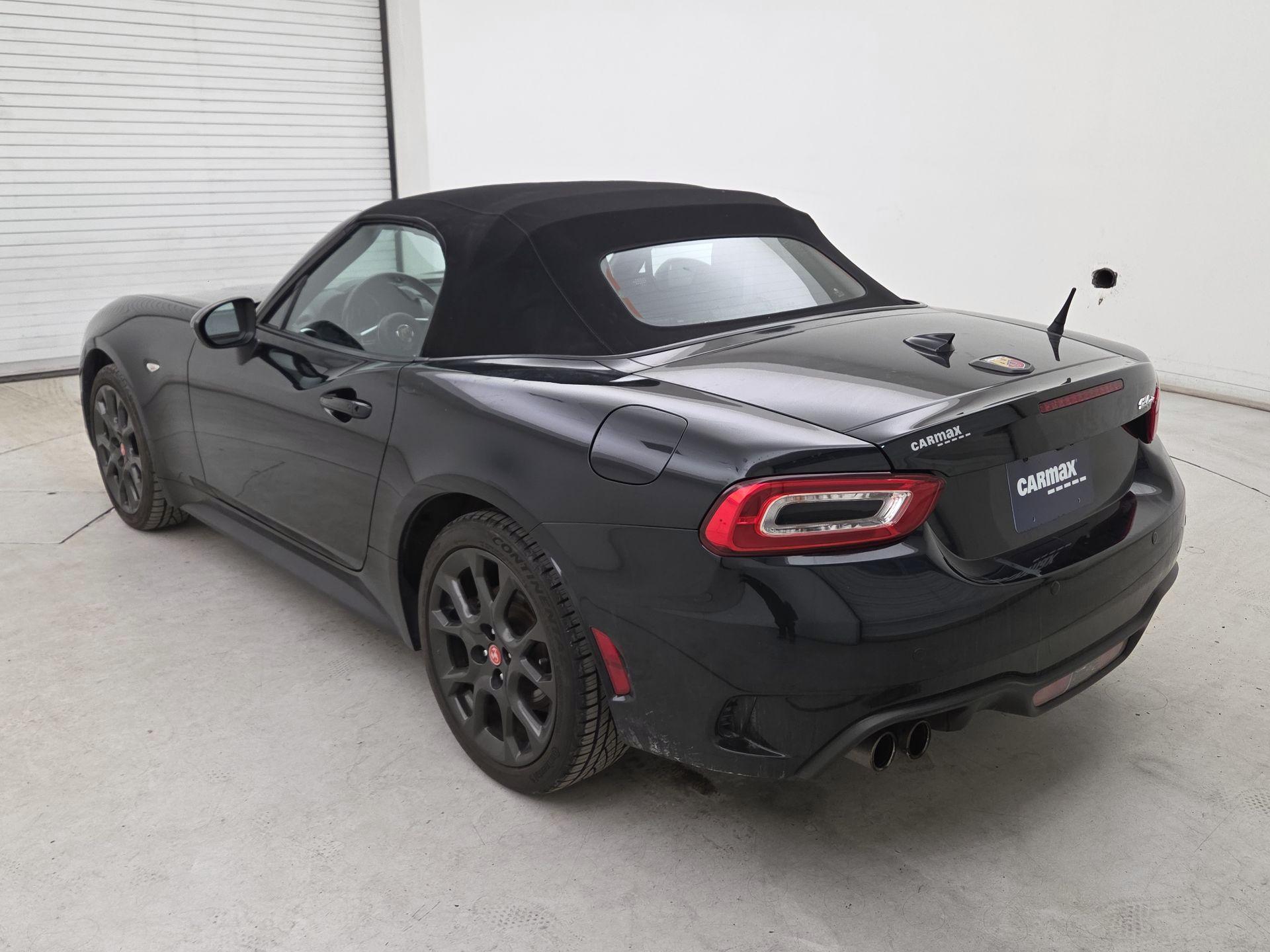 Thumbnail: 2020 Fiat 124 Spider - 7
