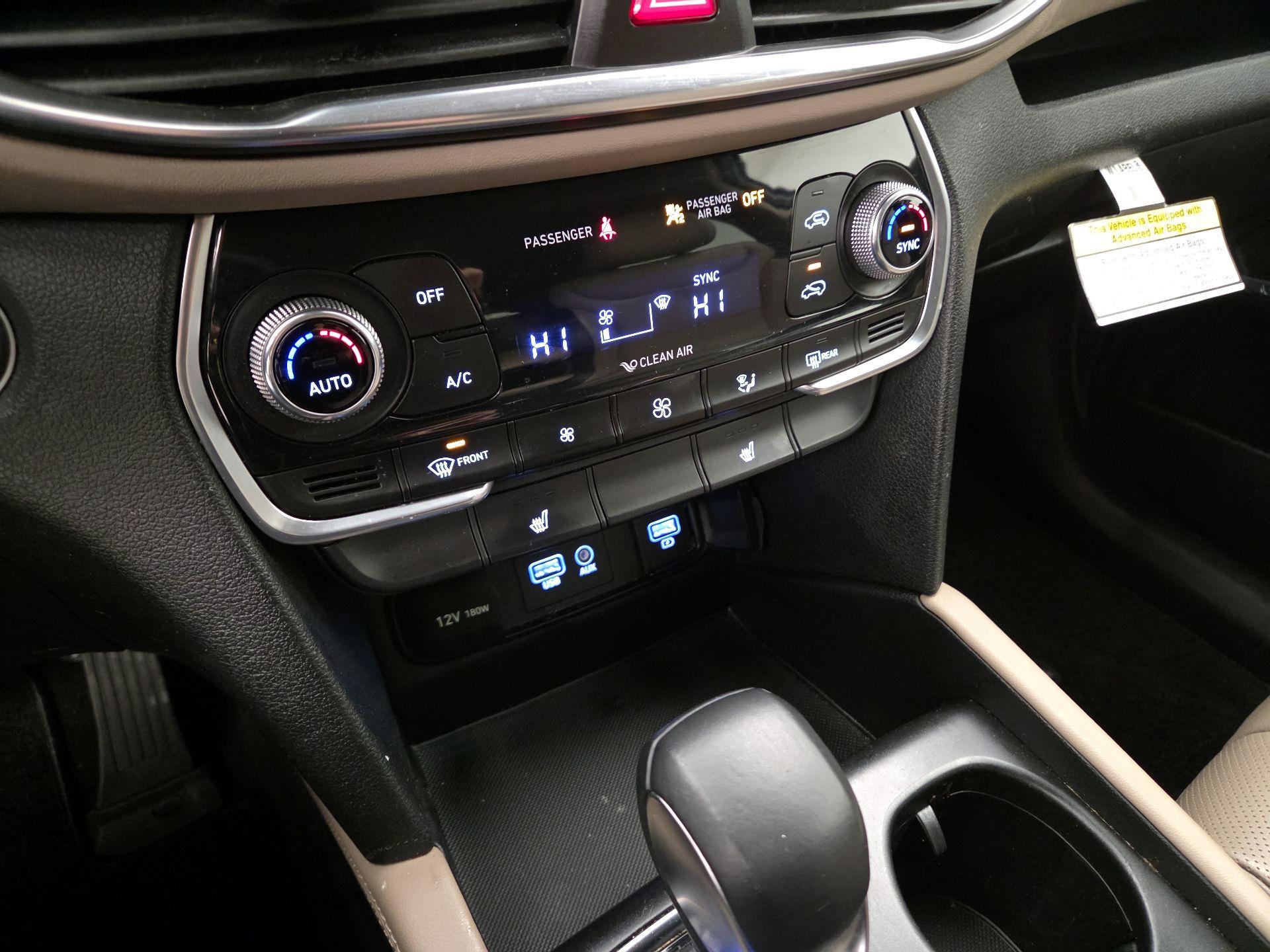 Thumbnail: 2019 Hyundai Santa Fe - 16