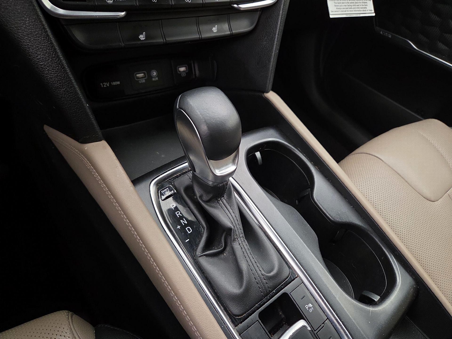 Thumbnail: 2019 Hyundai Santa Fe - 17