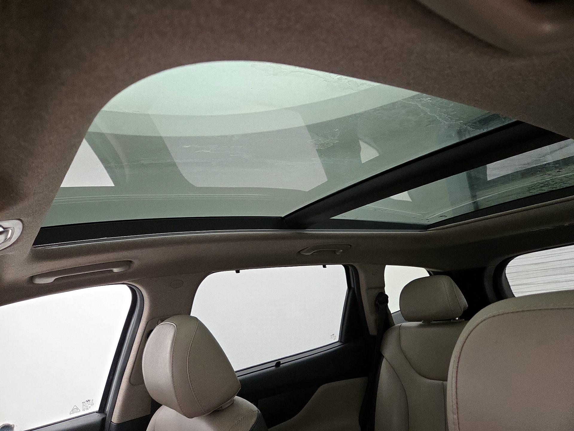 Thumbnail: 2019 Hyundai Santa Fe - 19