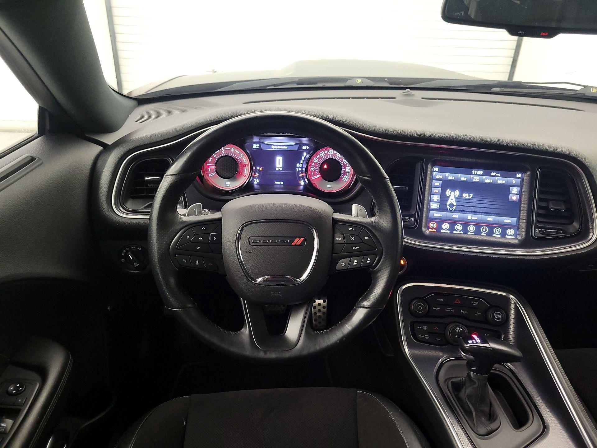 Thumbnail: 2018 Dodge Challenger - 10