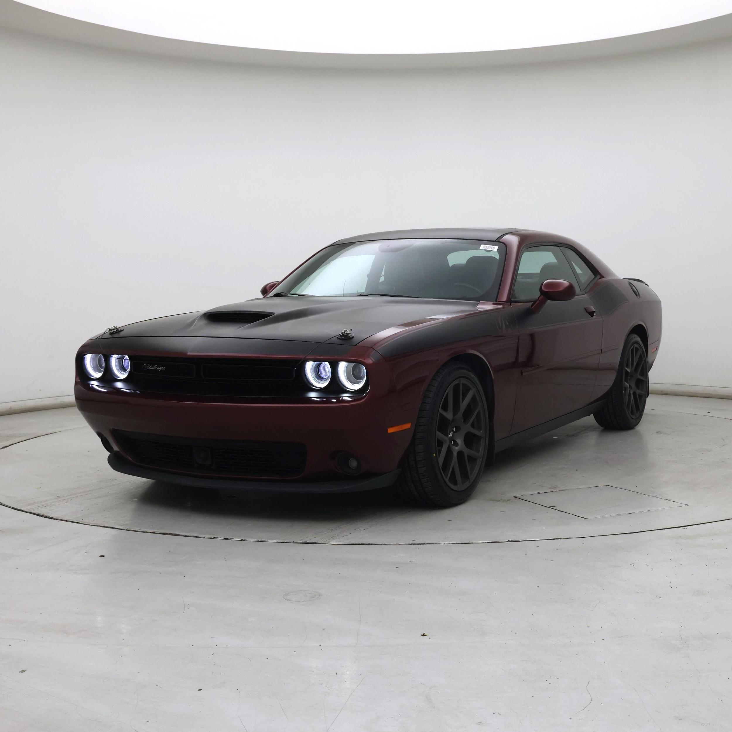 Thumbnail: 2018 Dodge Challenger - 4