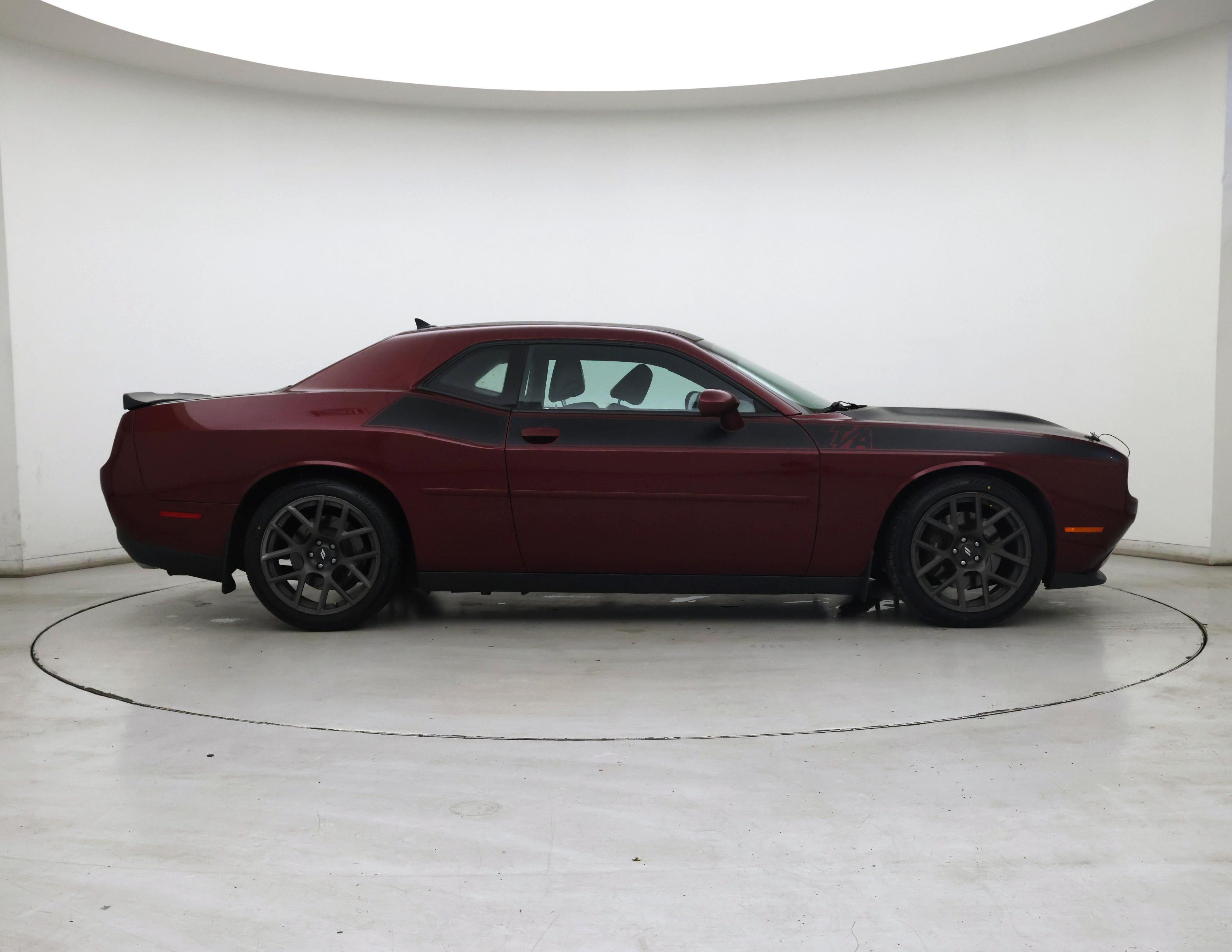 Thumbnail: 2018 Dodge Challenger - 7