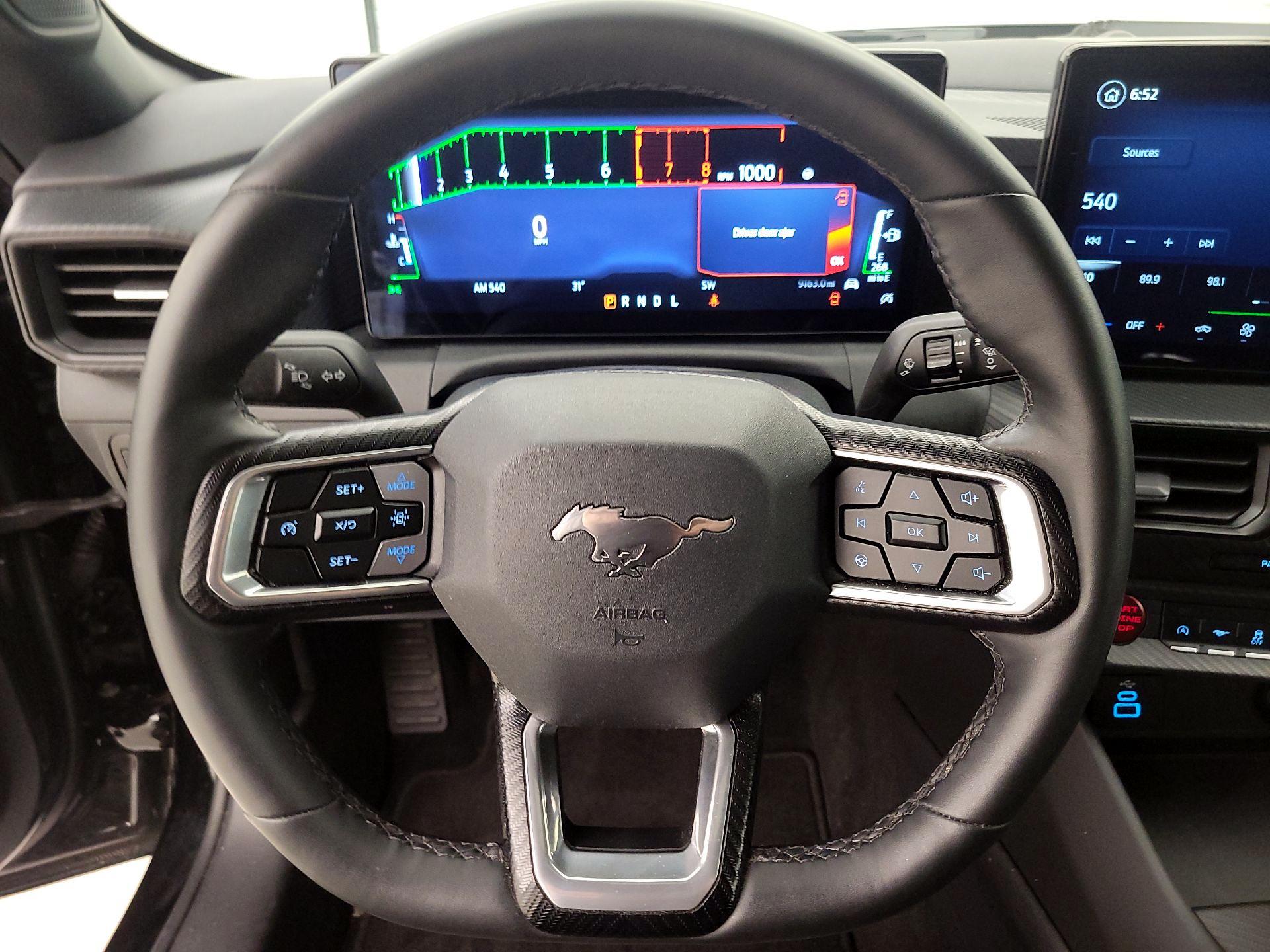 Thumbnail: 2025 Ford Mustang - 10