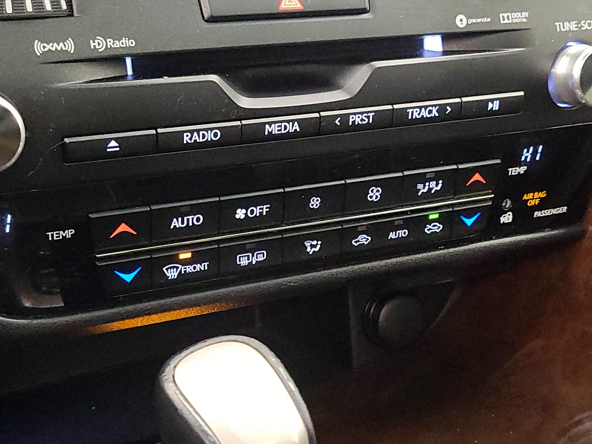 Thumbnail: 2016 Lexus RX - 17