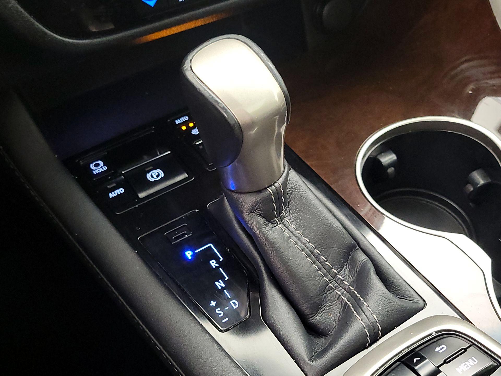 Thumbnail: 2016 Lexus RX - 18