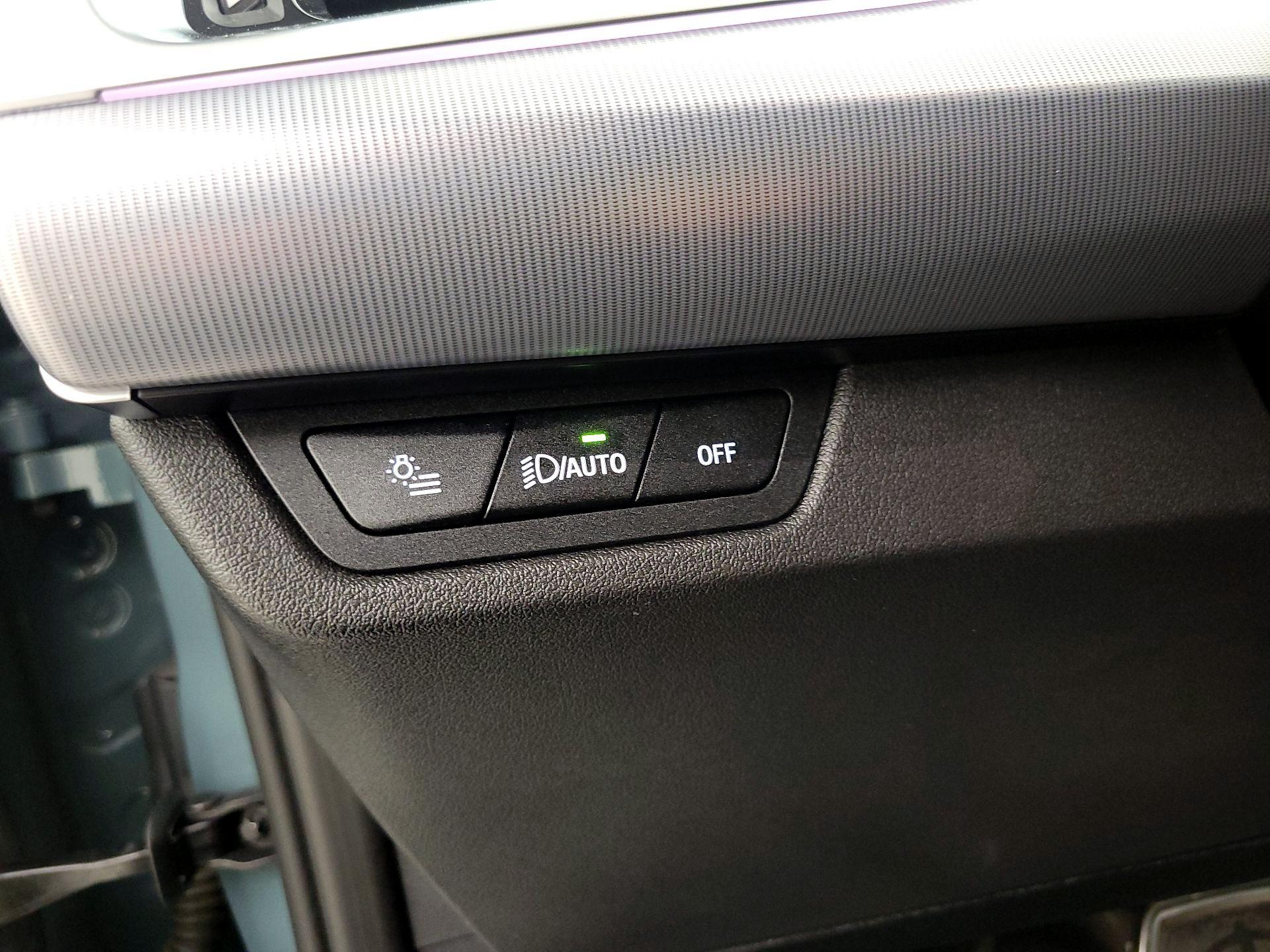 Thumbnail: 2023 BMW X1 - 13