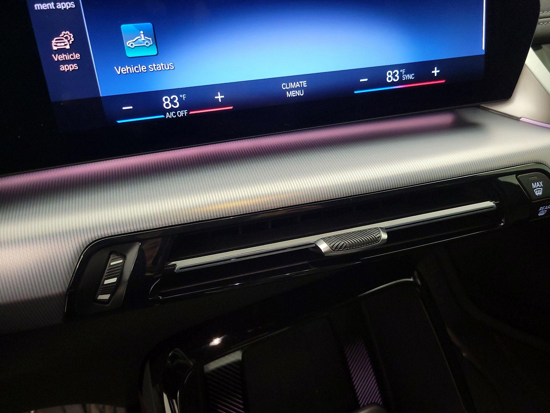 Thumbnail: 2023 BMW X1 - 16