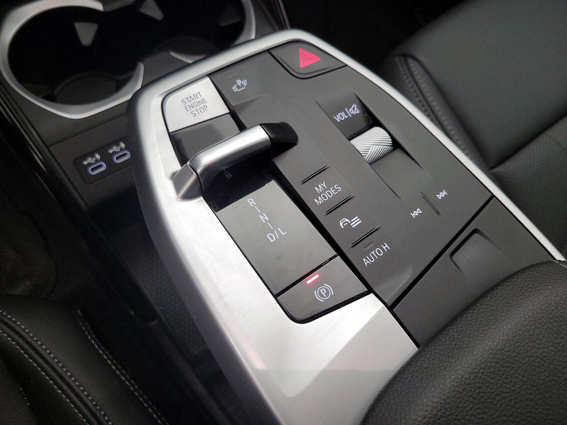 Thumbnail: 2023 BMW X1 - 17