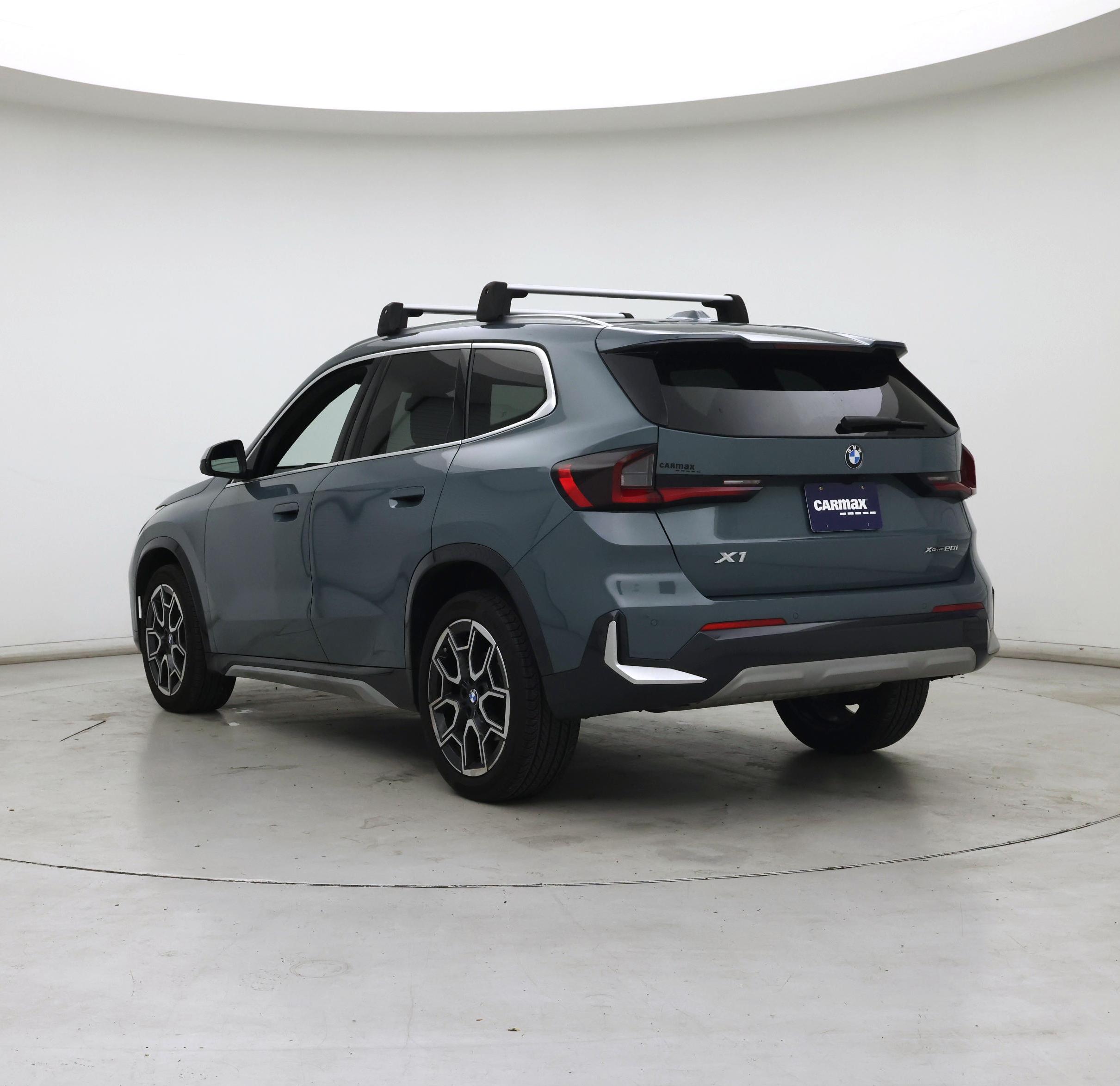 Thumbnail: 2023 BMW X1 - 2