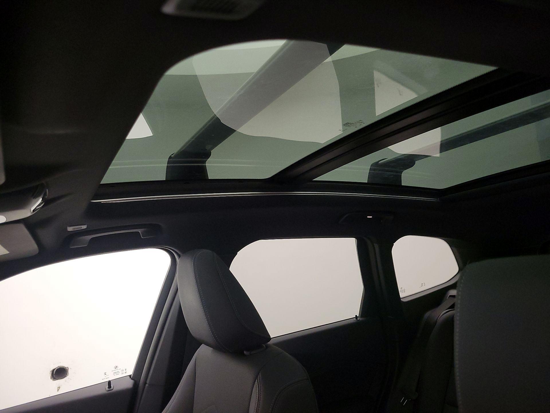 Thumbnail: 2023 BMW X1 - 19