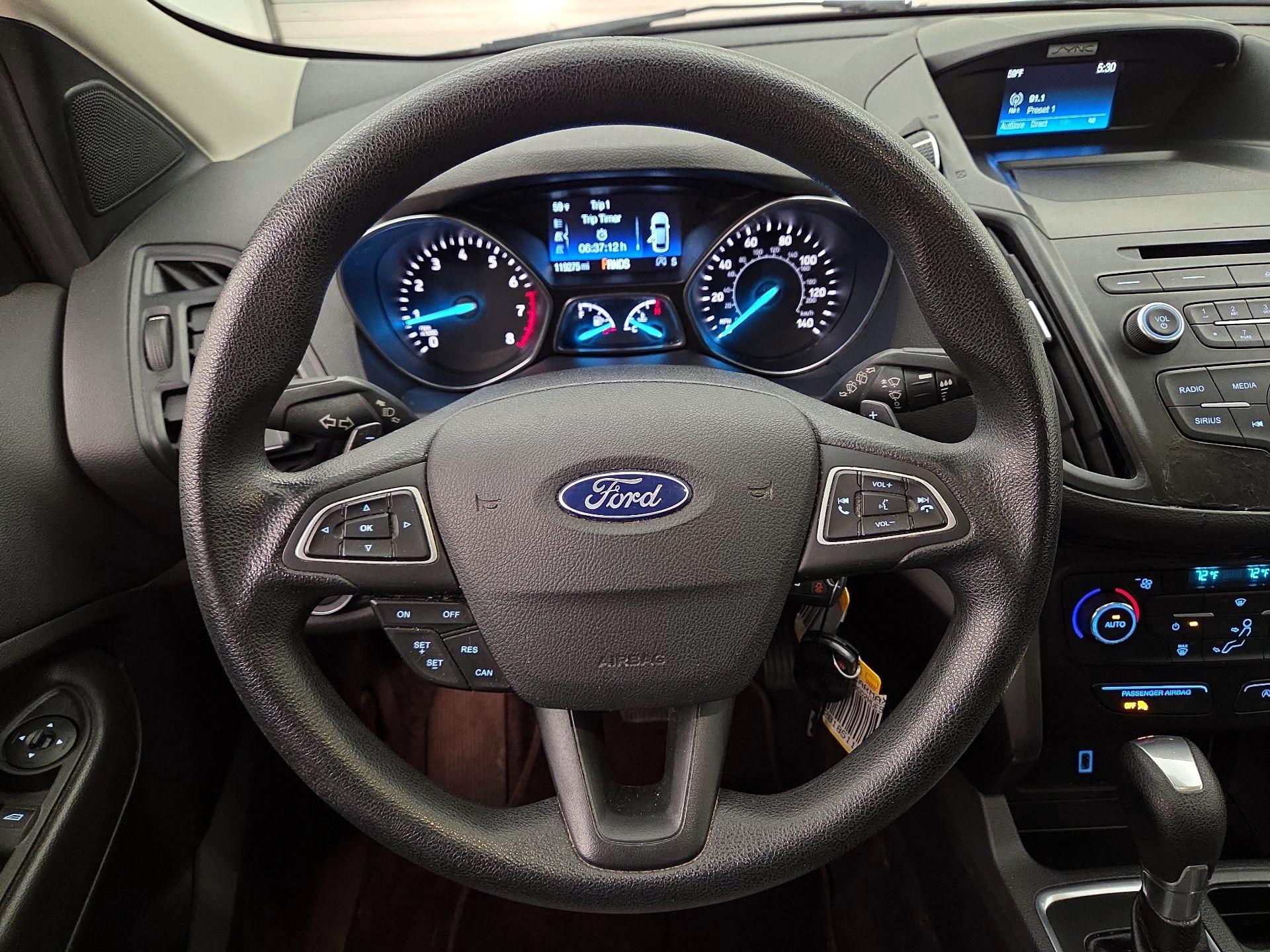 Thumbnail: 2017 Ford Escape - 10