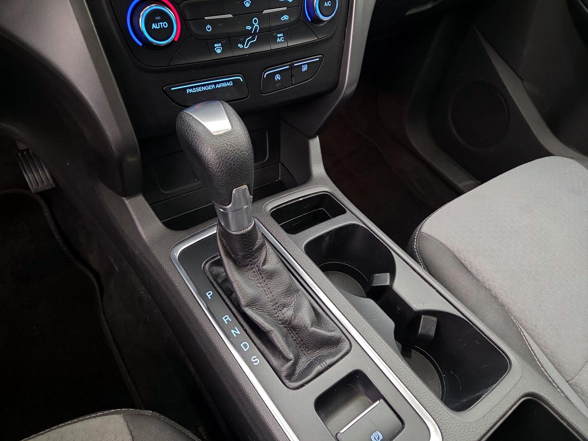 Thumbnail: 2017 Ford Escape - 17