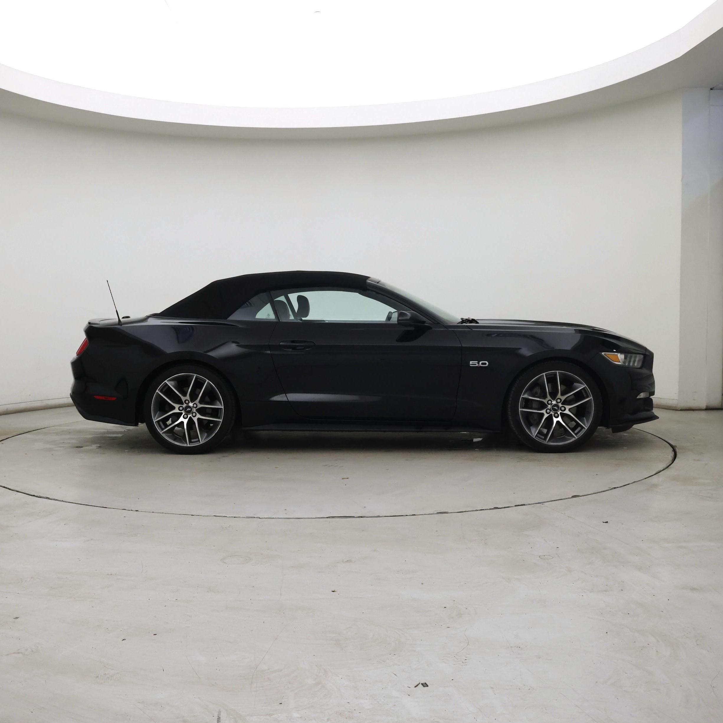 Thumbnail: 2016 Ford Mustang - 7