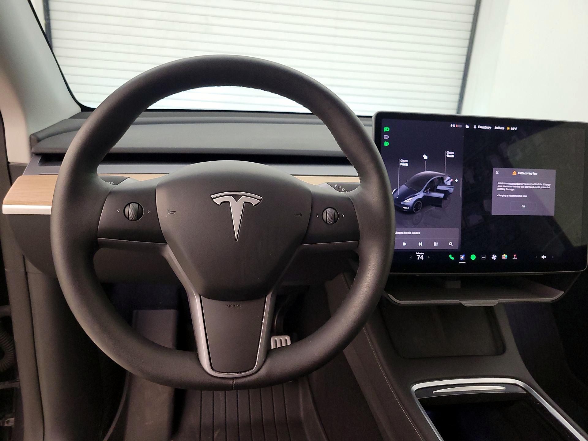 Thumbnail: 2025 Tesla Model Y - 10