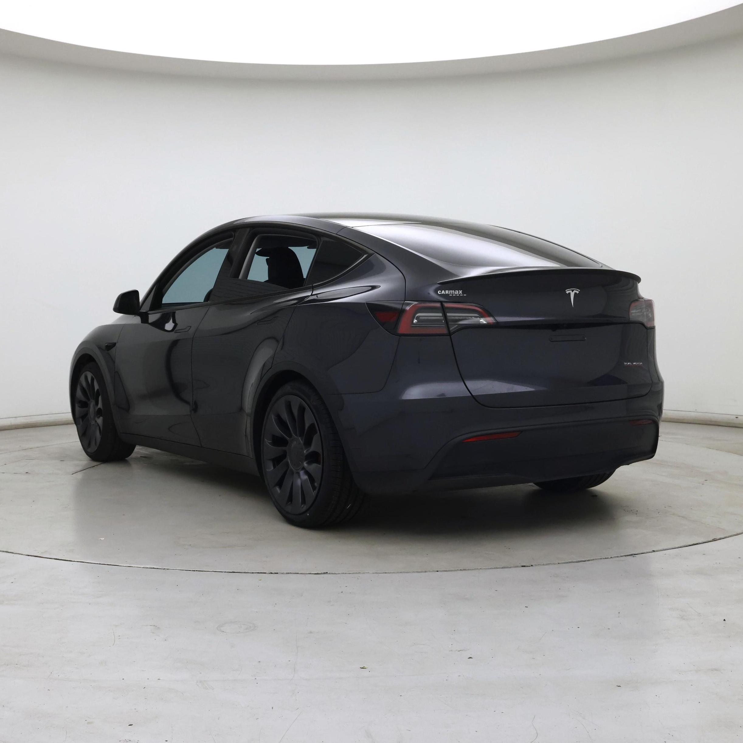 Thumbnail: 2025 Tesla Model Y - 2