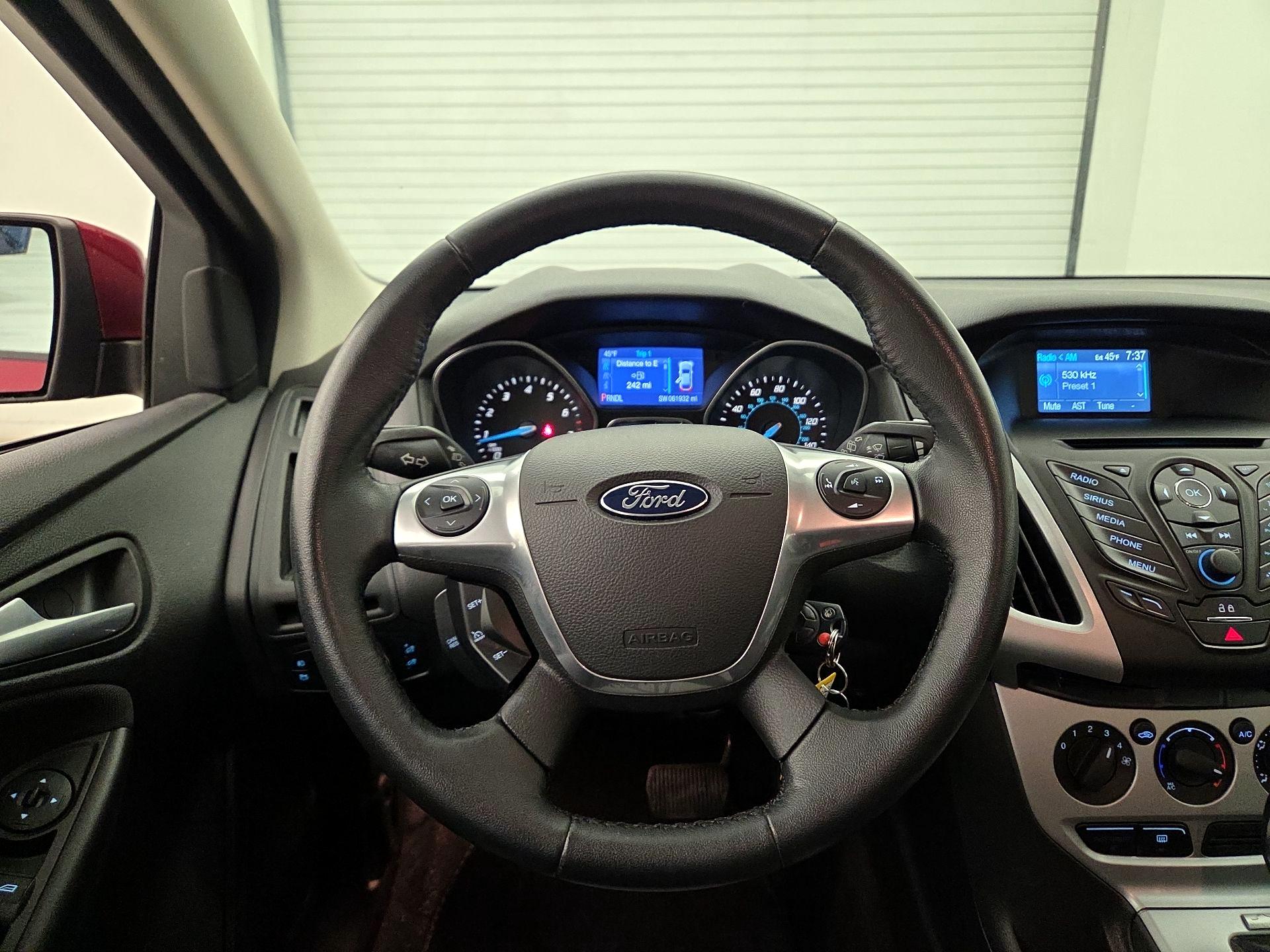Thumbnail: 2014 Ford Focus - 10